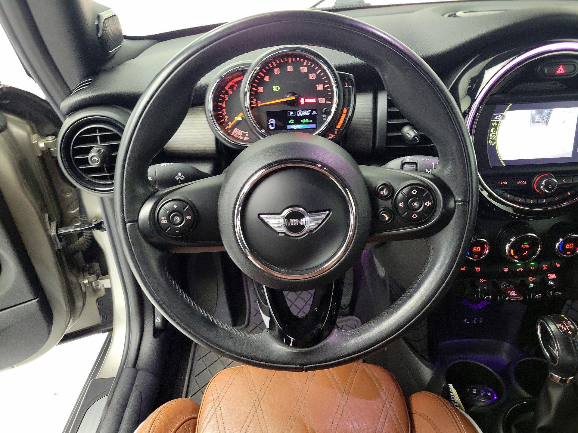 Thumbnail: 2018 MINI Cooper - 10