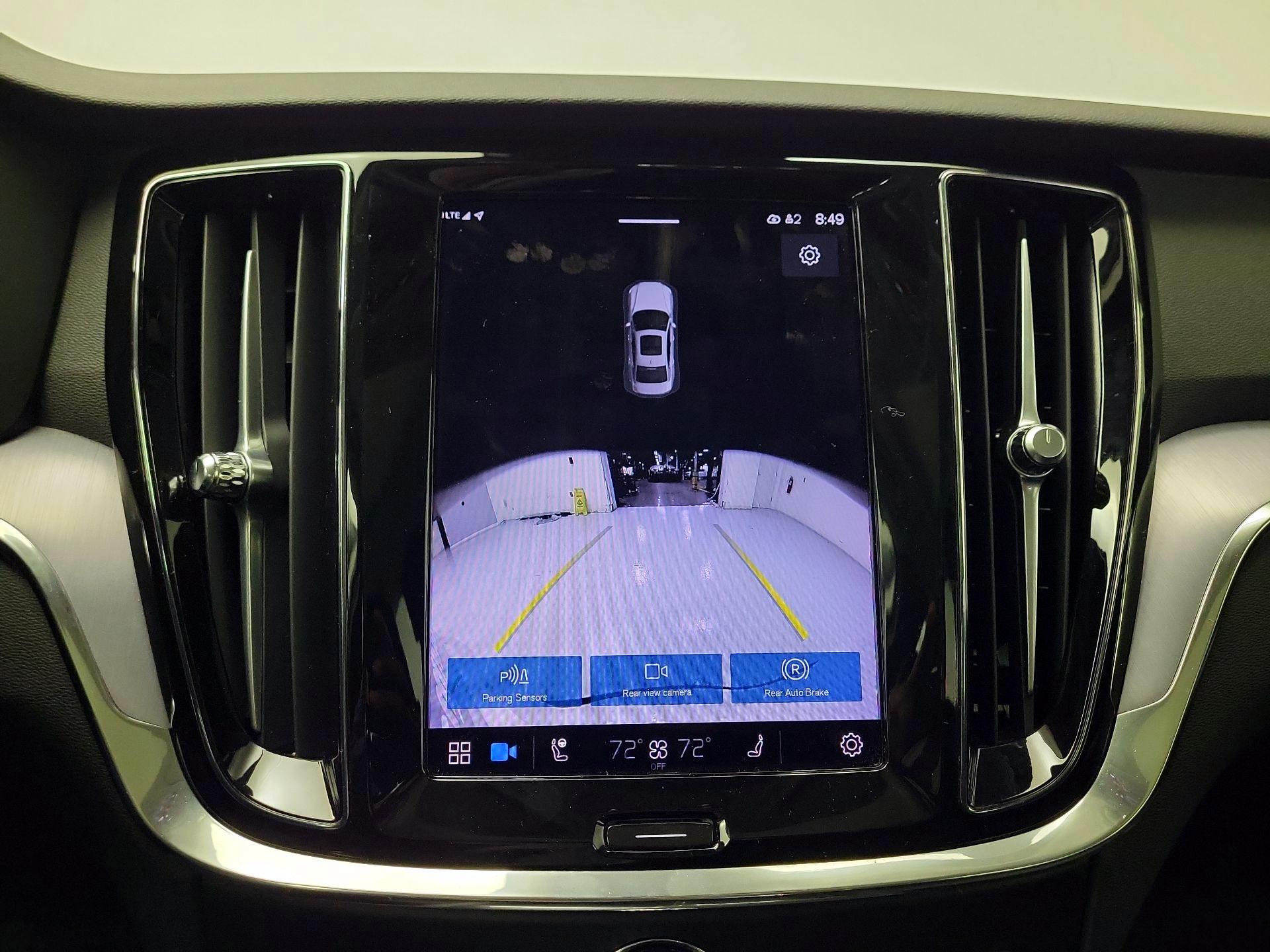 Thumbnail: 2024 Volvo S60 - 15