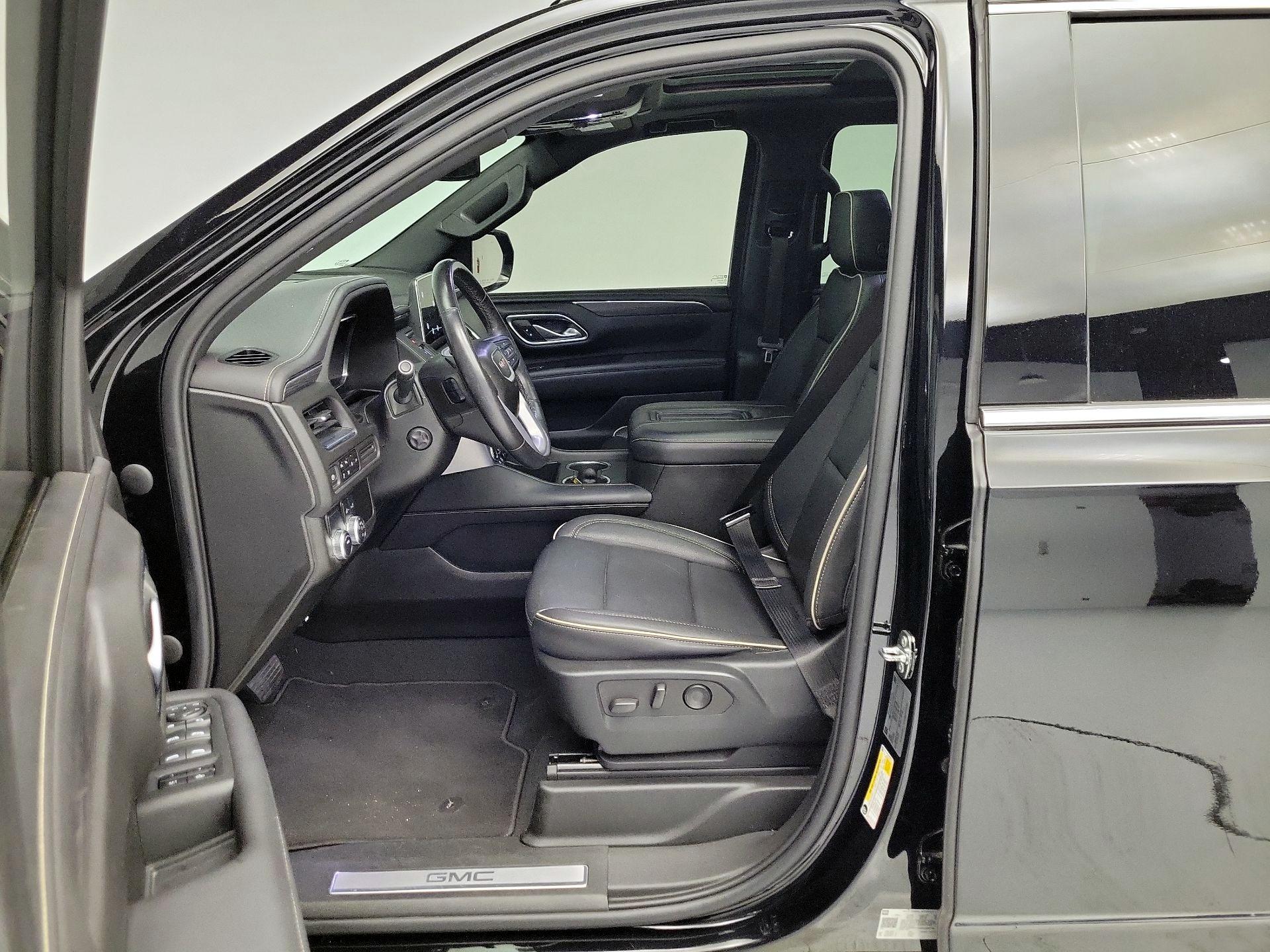 Thumbnail: 2022 GMC Yukon XL - 11