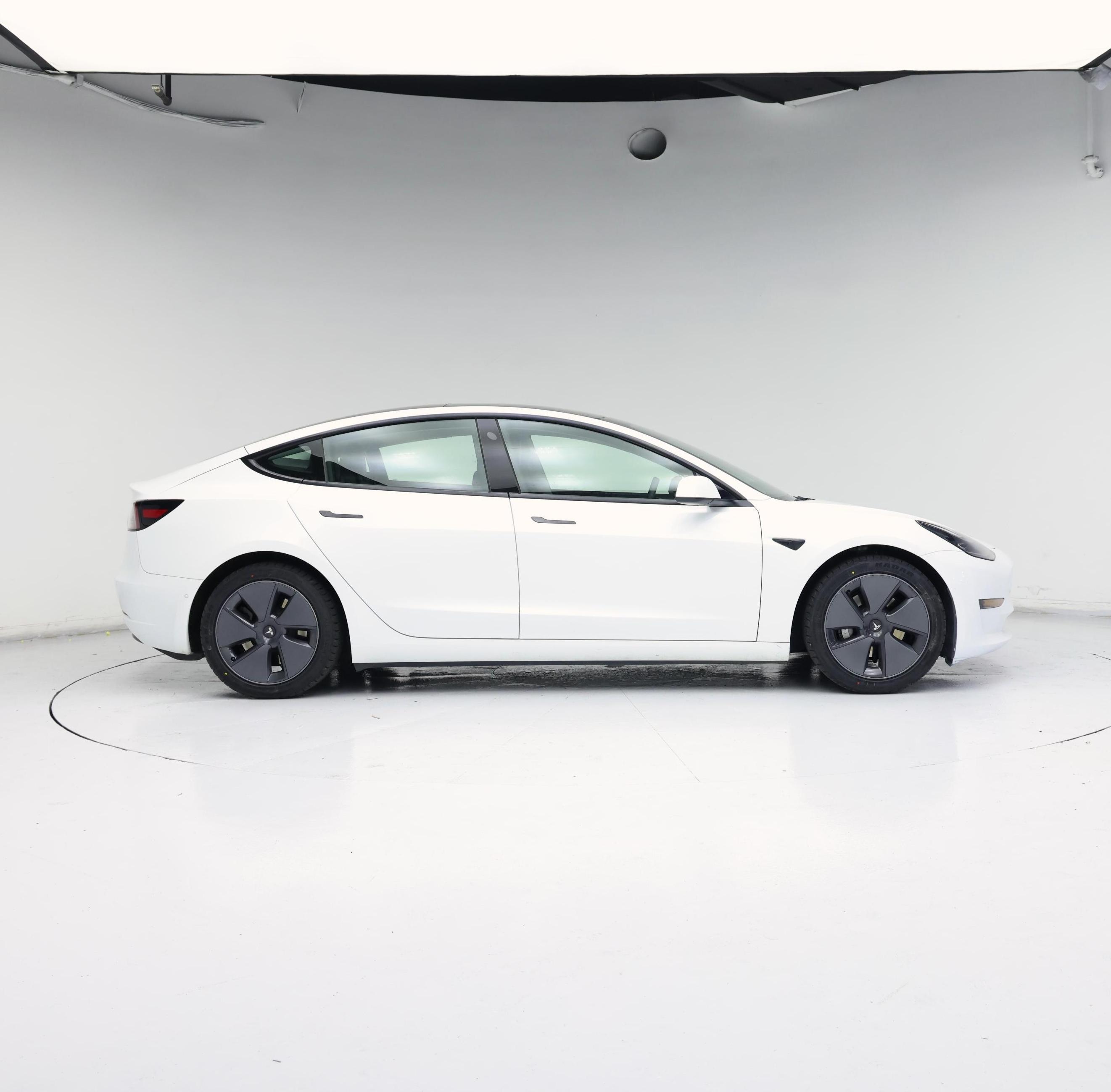 Thumbnail: 2021 Tesla Model 3 - 7