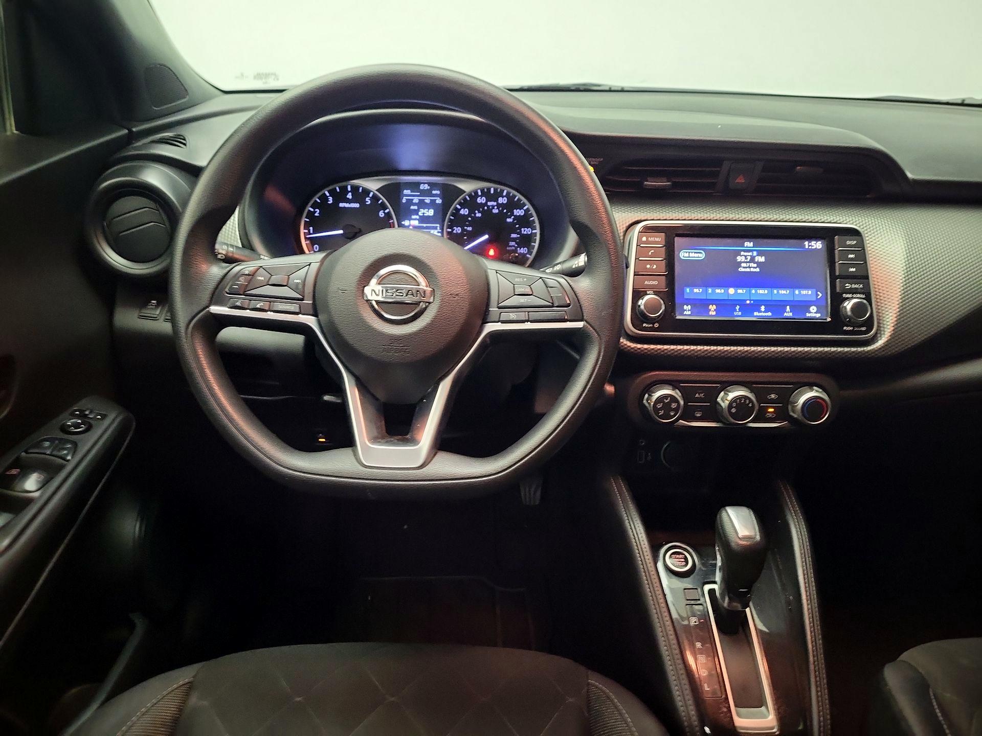 Thumbnail: 2018 Nissan Kicks - 10