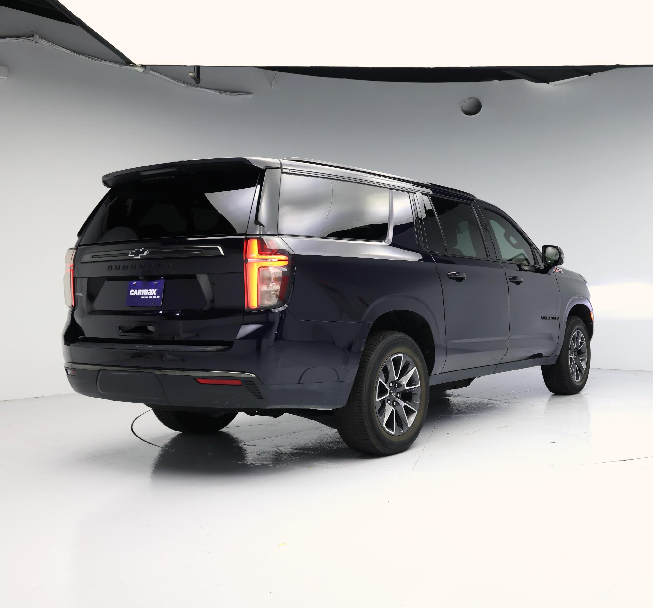 Thumbnail: 2022 Chevrolet Suburban - 8