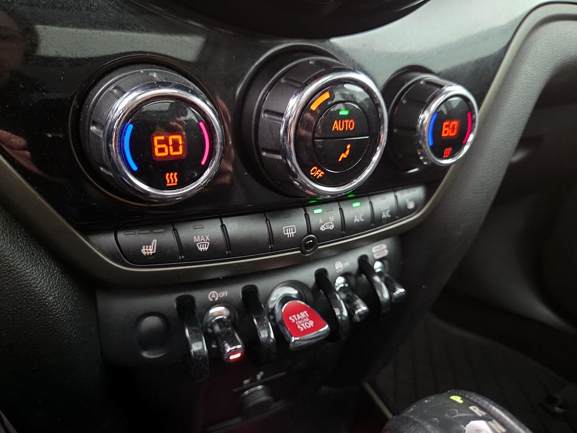 Thumbnail: 2019 MINI Cooper Countryman - 17