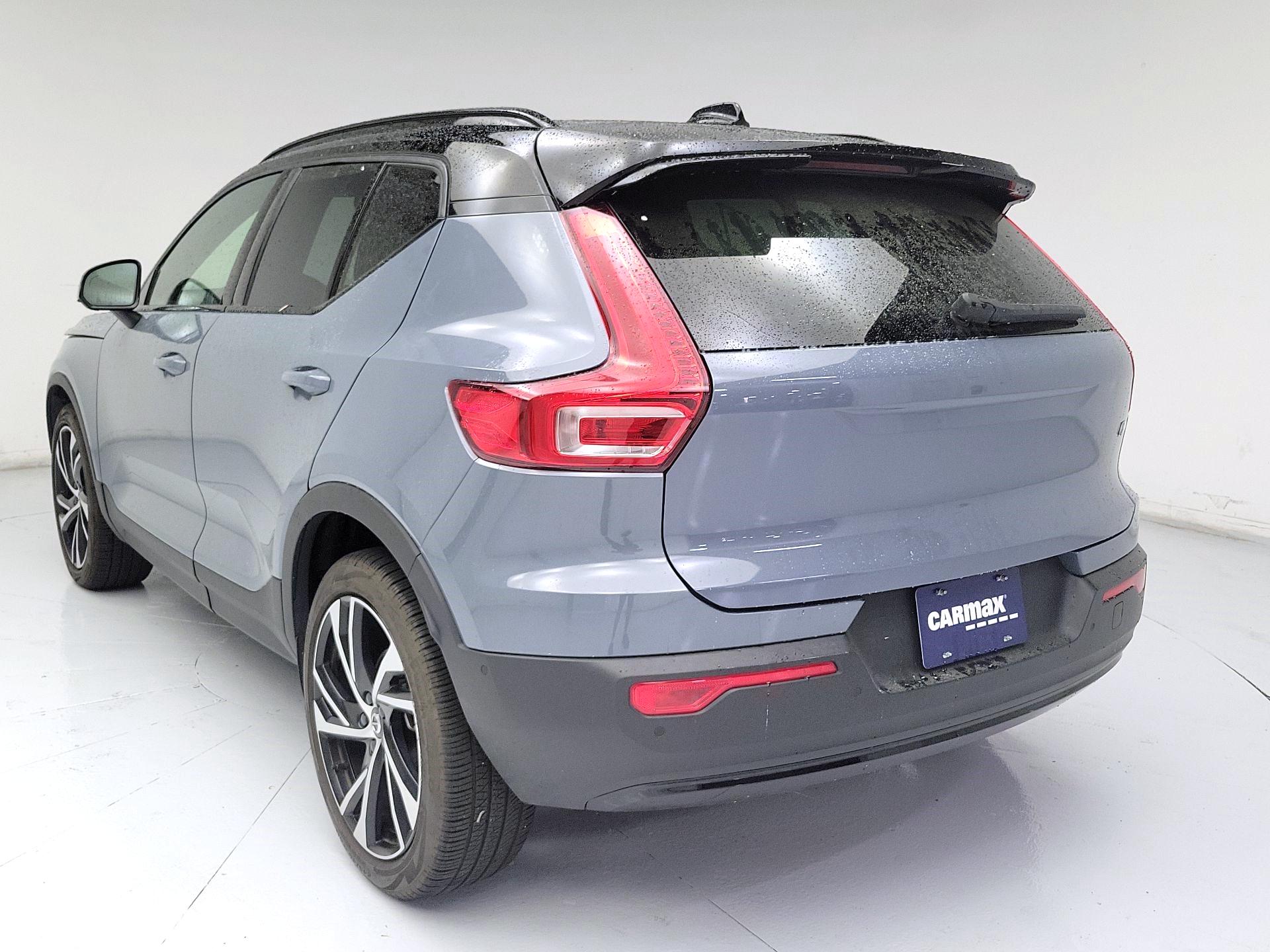 Thumbnail: 2022 Volvo XC40 - 7