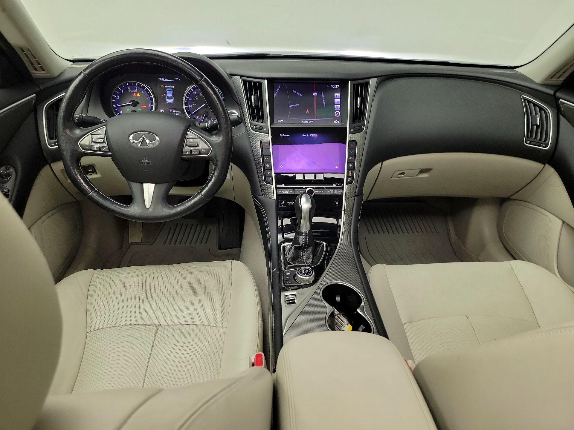 Thumbnail: 2015 INFINITI Q50 - 9
