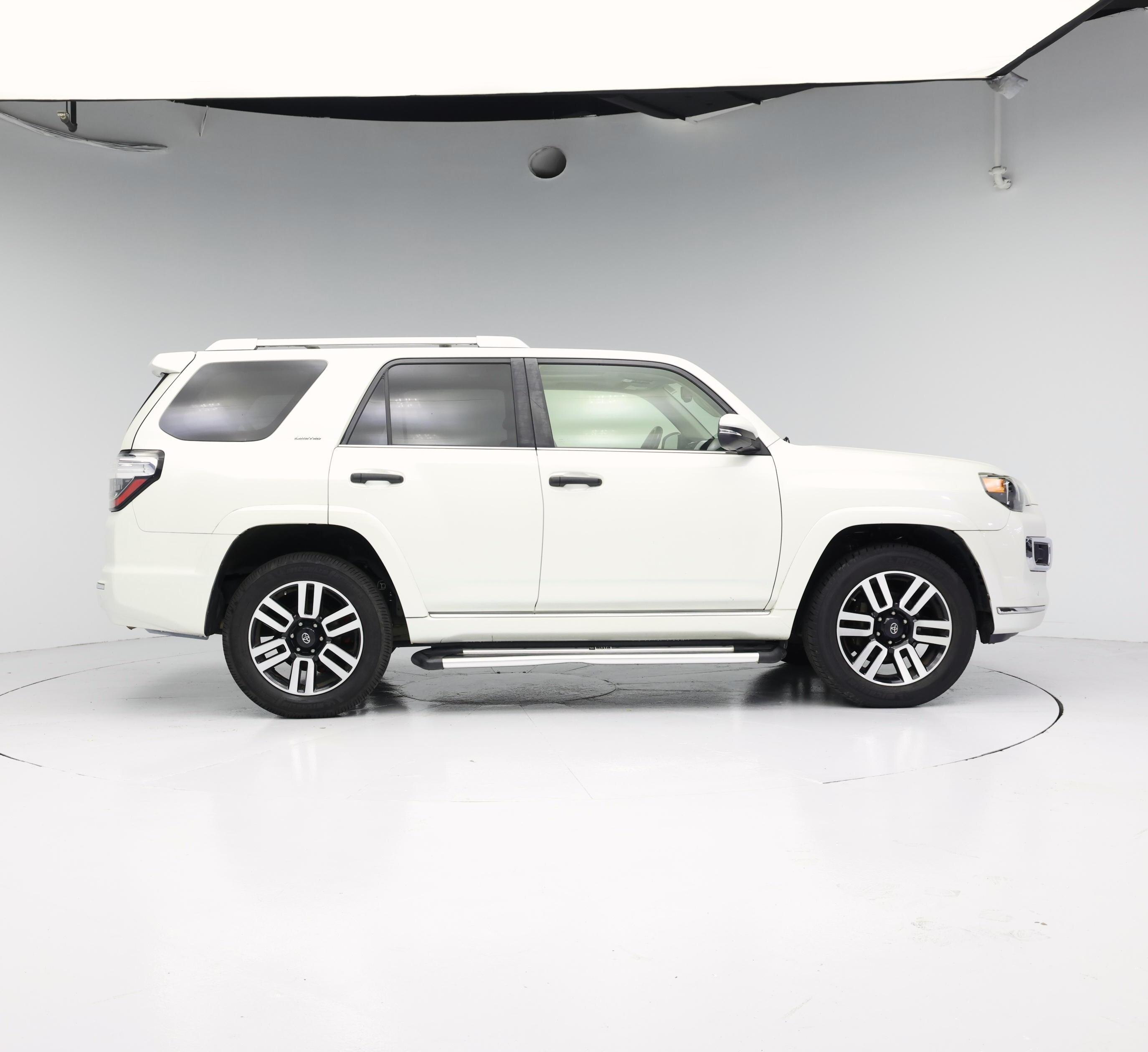 Thumbnail: 2015 Toyota 4Runner - 7