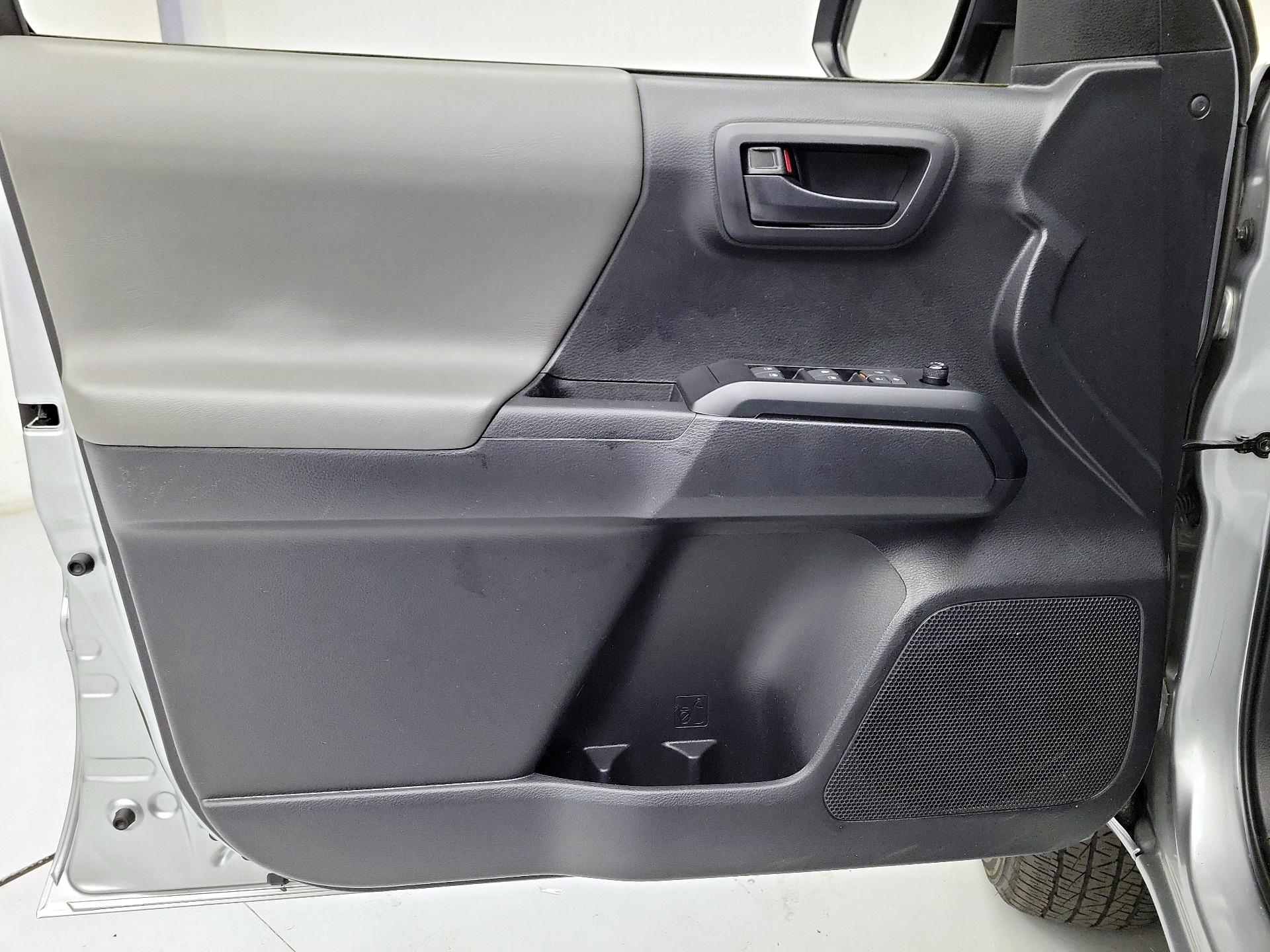 Thumbnail: 2023 Toyota Tacoma - 12