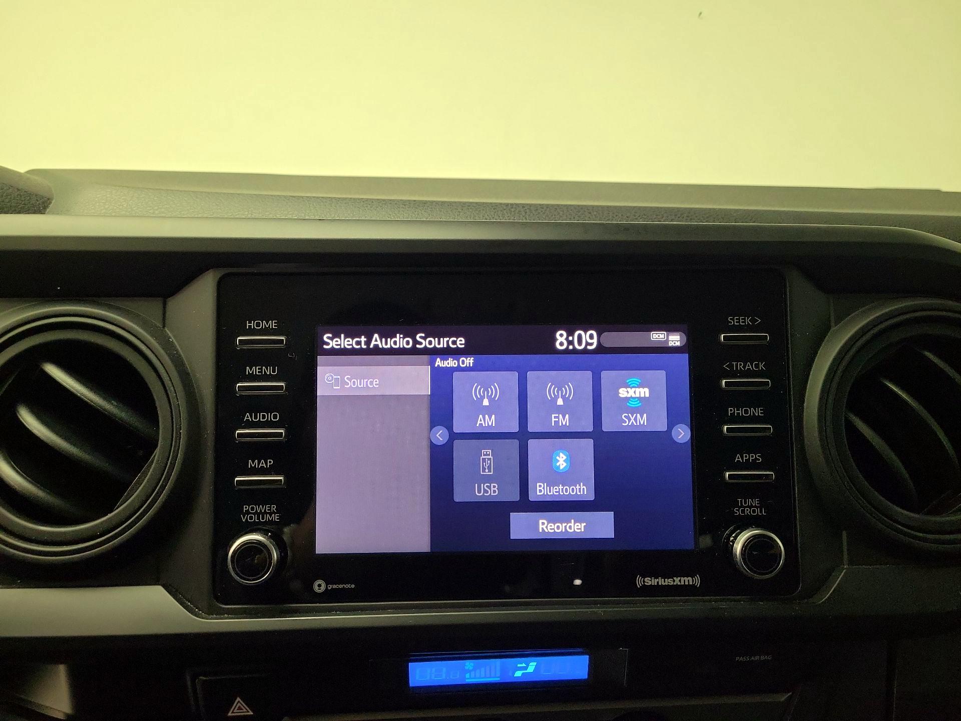 Thumbnail: 2023 Toyota Tacoma - 15