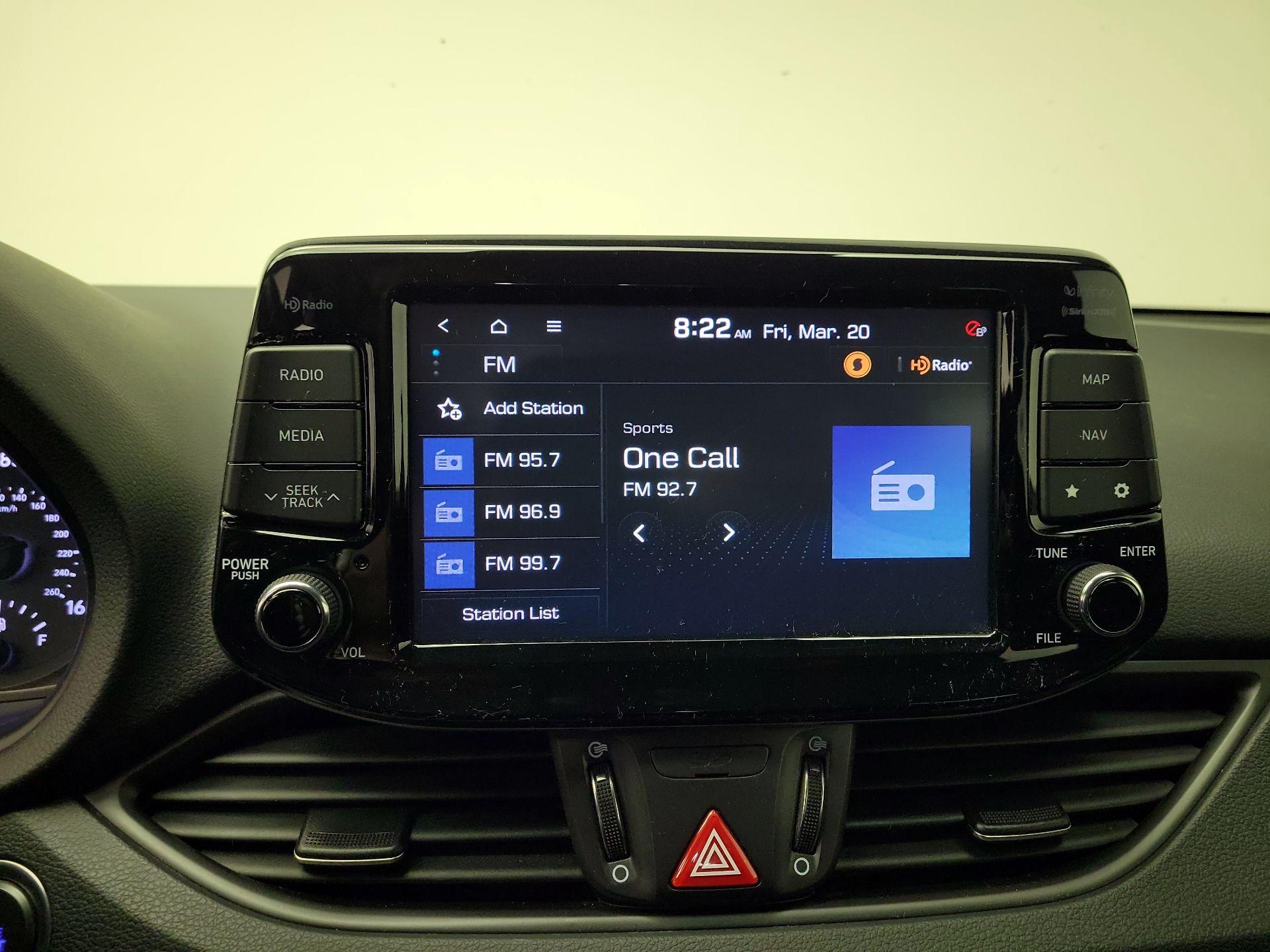 Thumbnail: 2020 Hyundai Elantra - 16