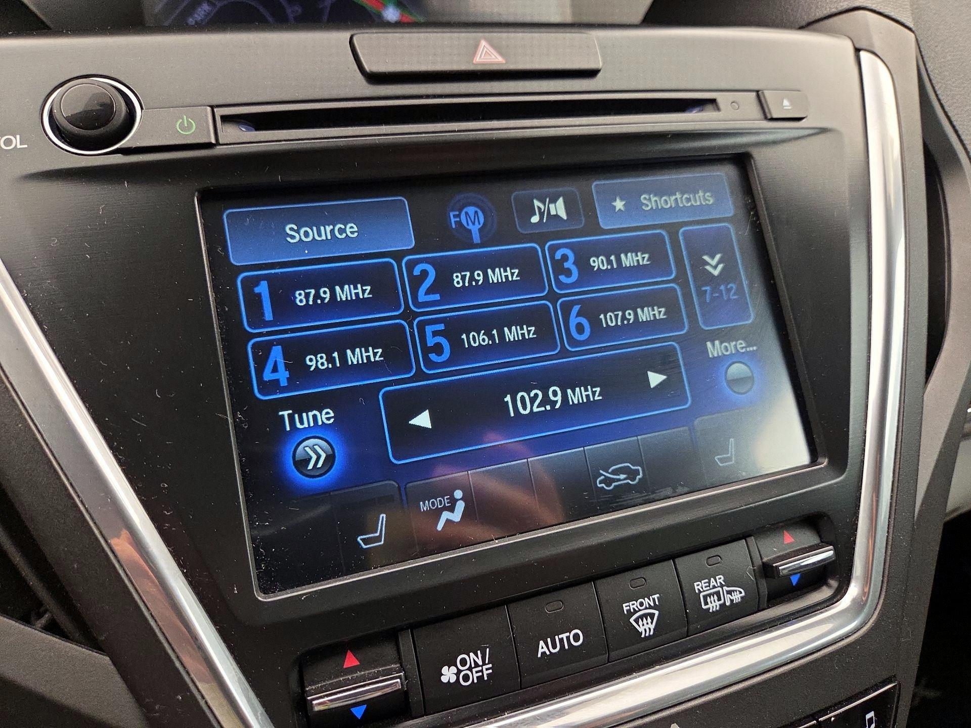 Thumbnail: 2017 Acura MDX - 16