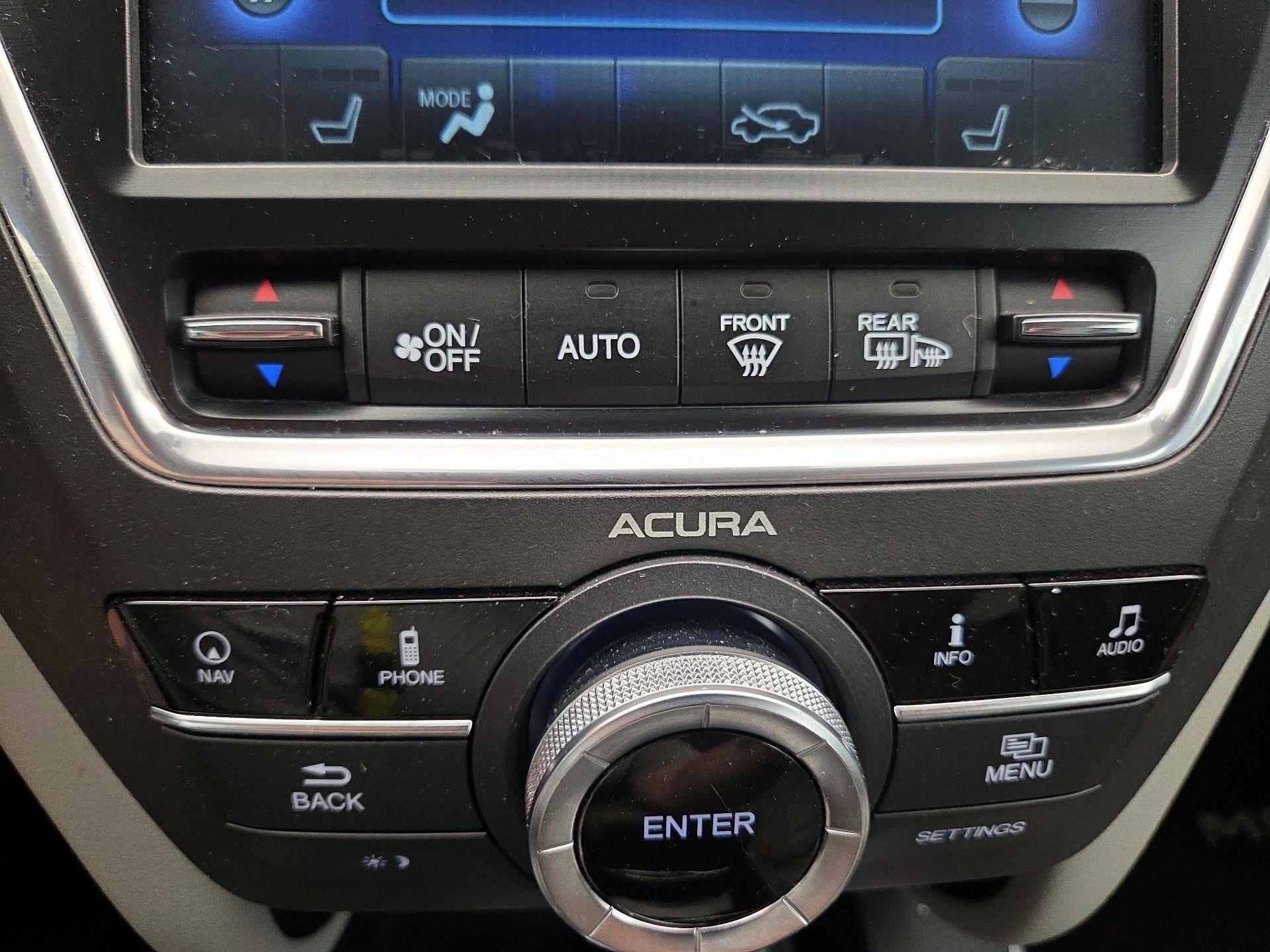 Thumbnail: 2017 Acura MDX - 17