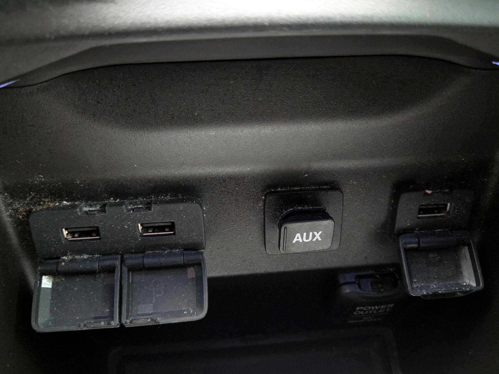 Thumbnail: 2017 Acura MDX - 19