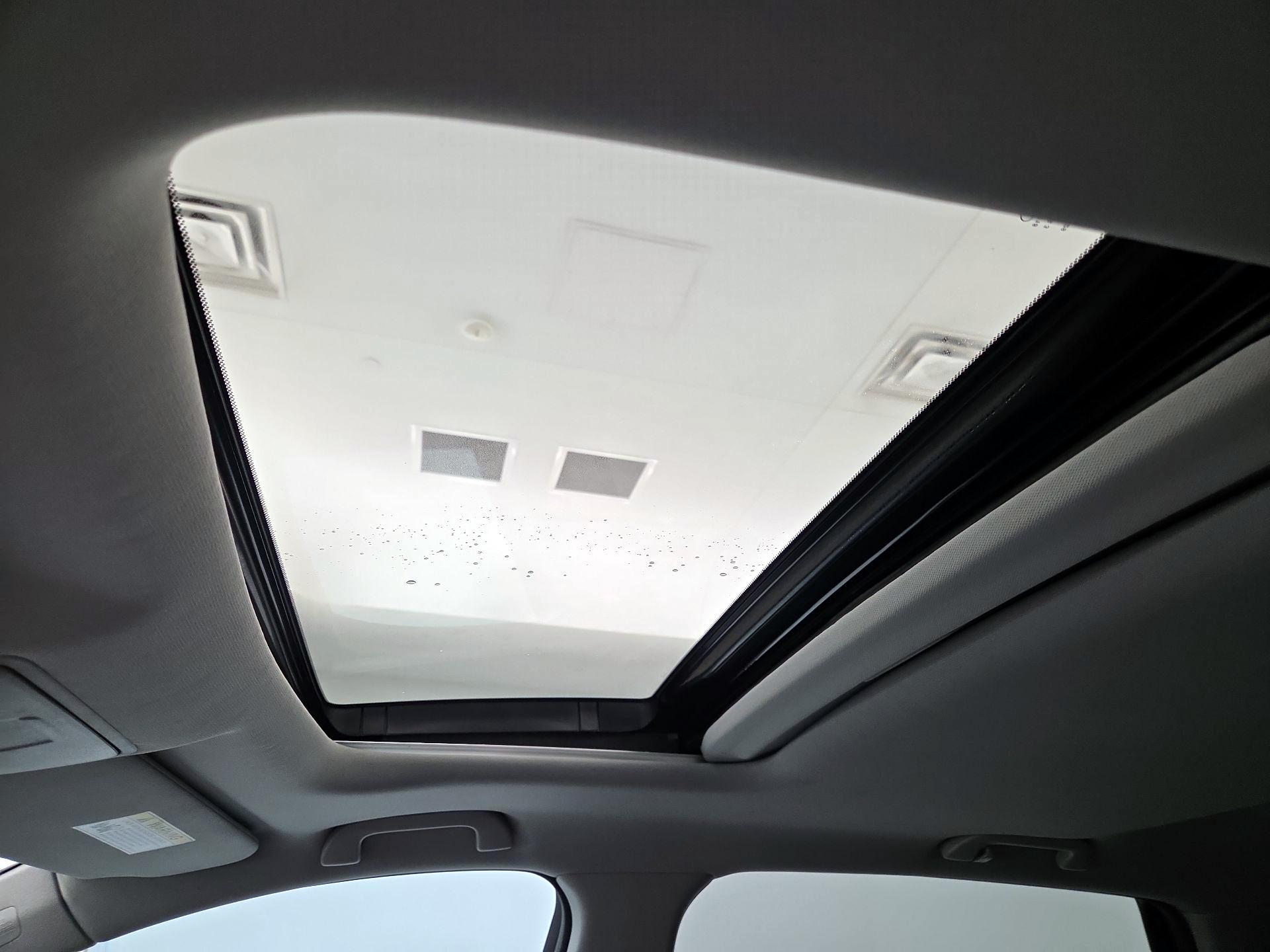 Thumbnail: 2017 Acura MDX - 20