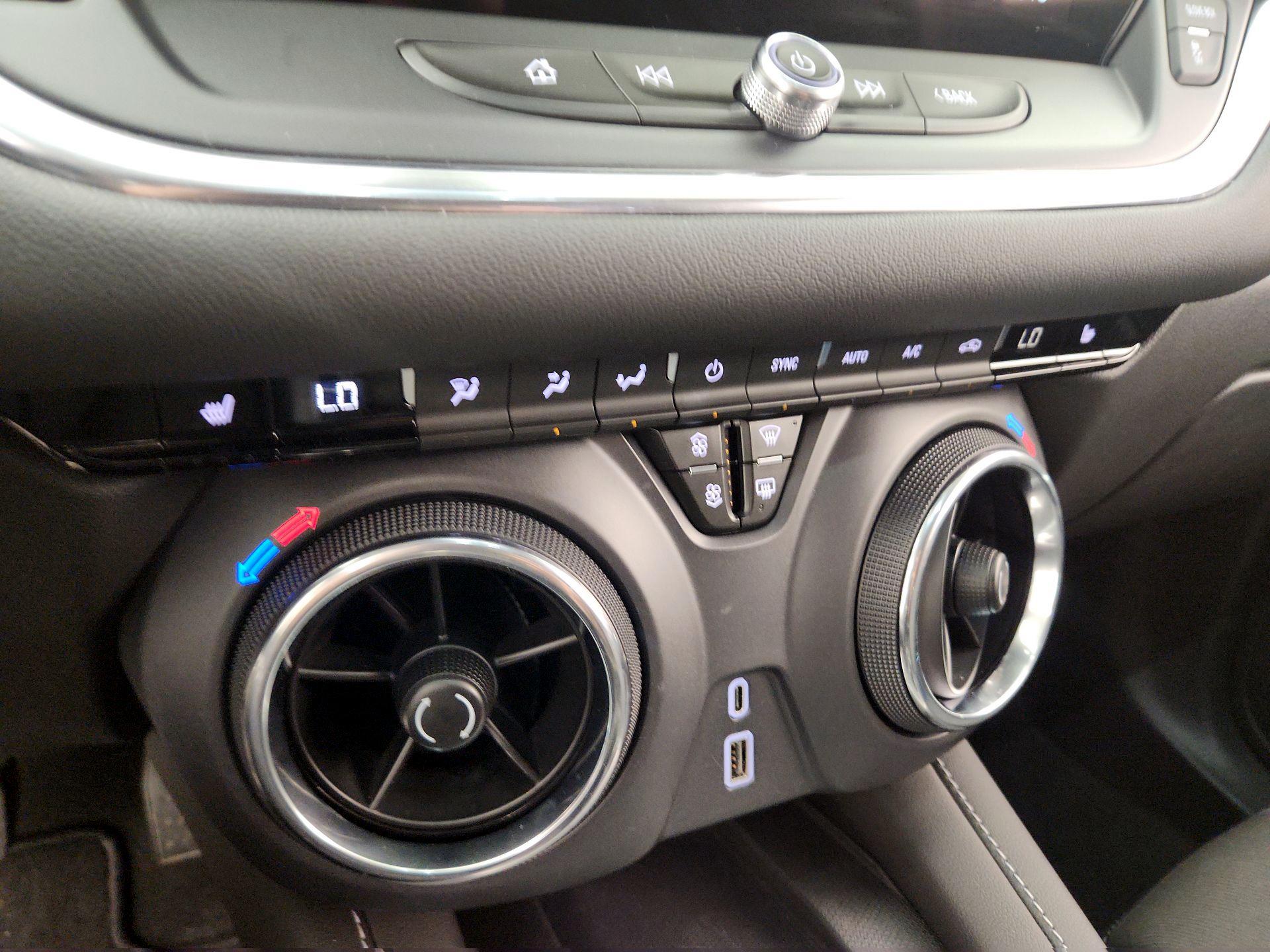 Thumbnail: 2024 Chevrolet Blazer - 16