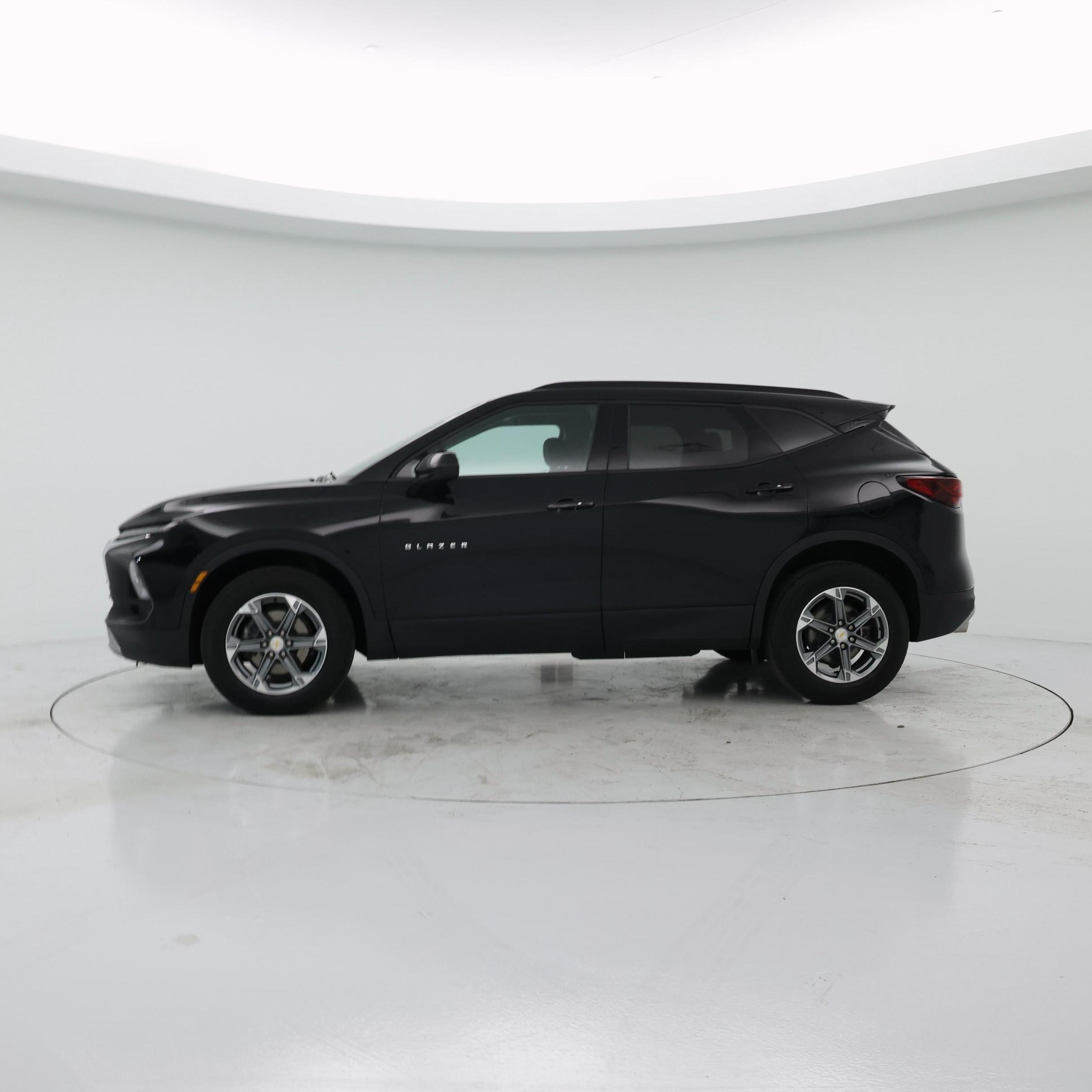 Thumbnail: 2024 Chevrolet Blazer - 3