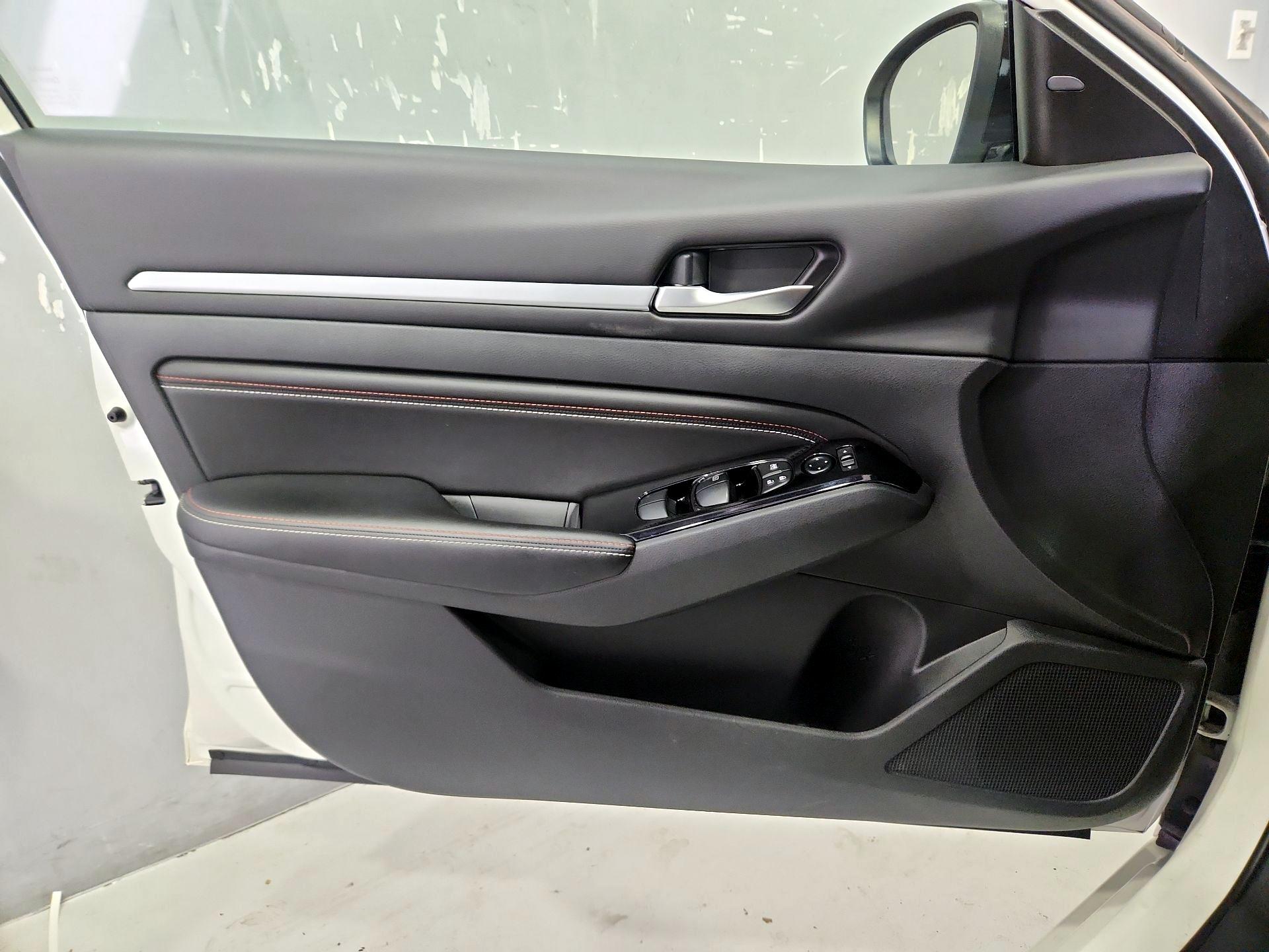 Thumbnail: 2023 Nissan Altima - 12