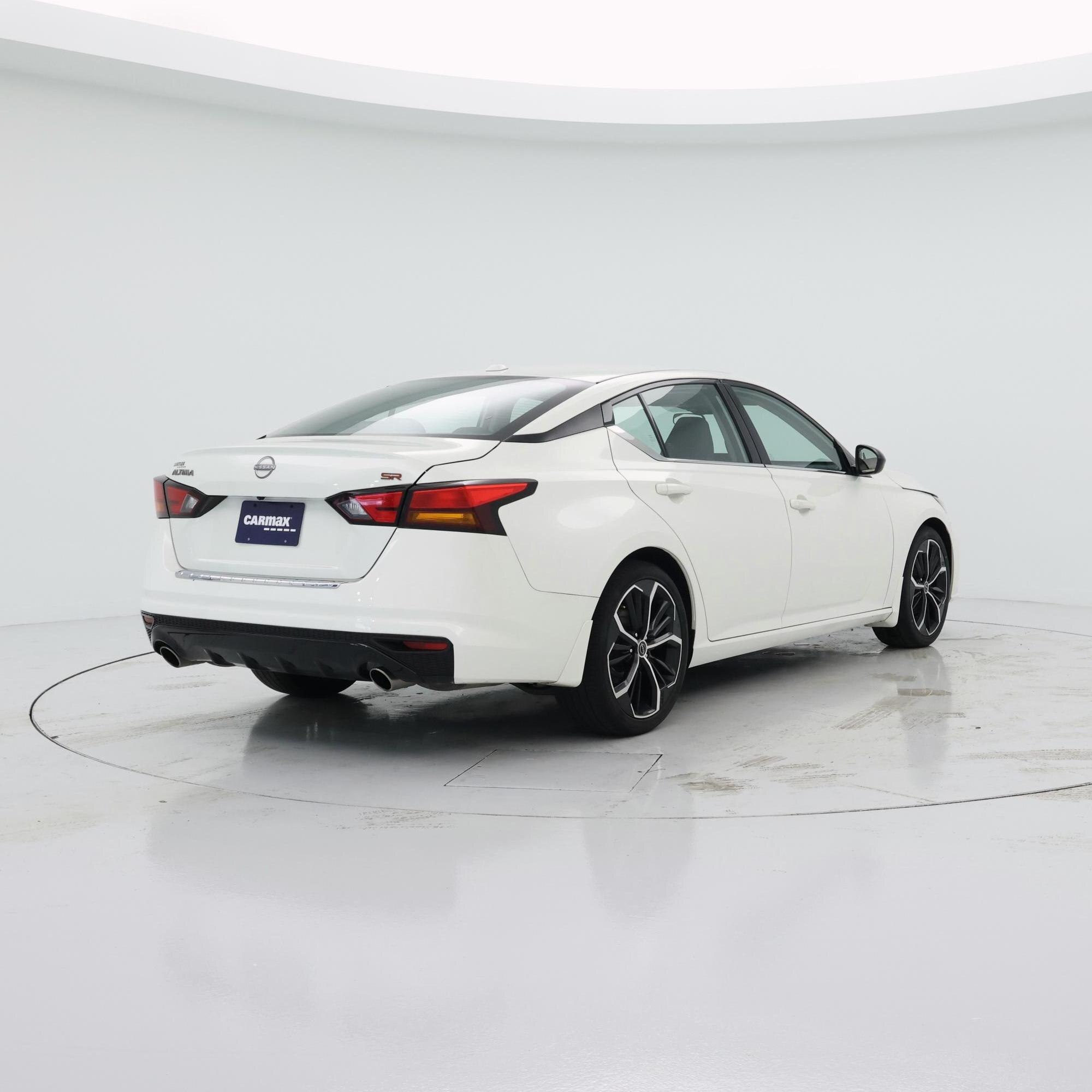 Thumbnail: 2023 Nissan Altima - 8