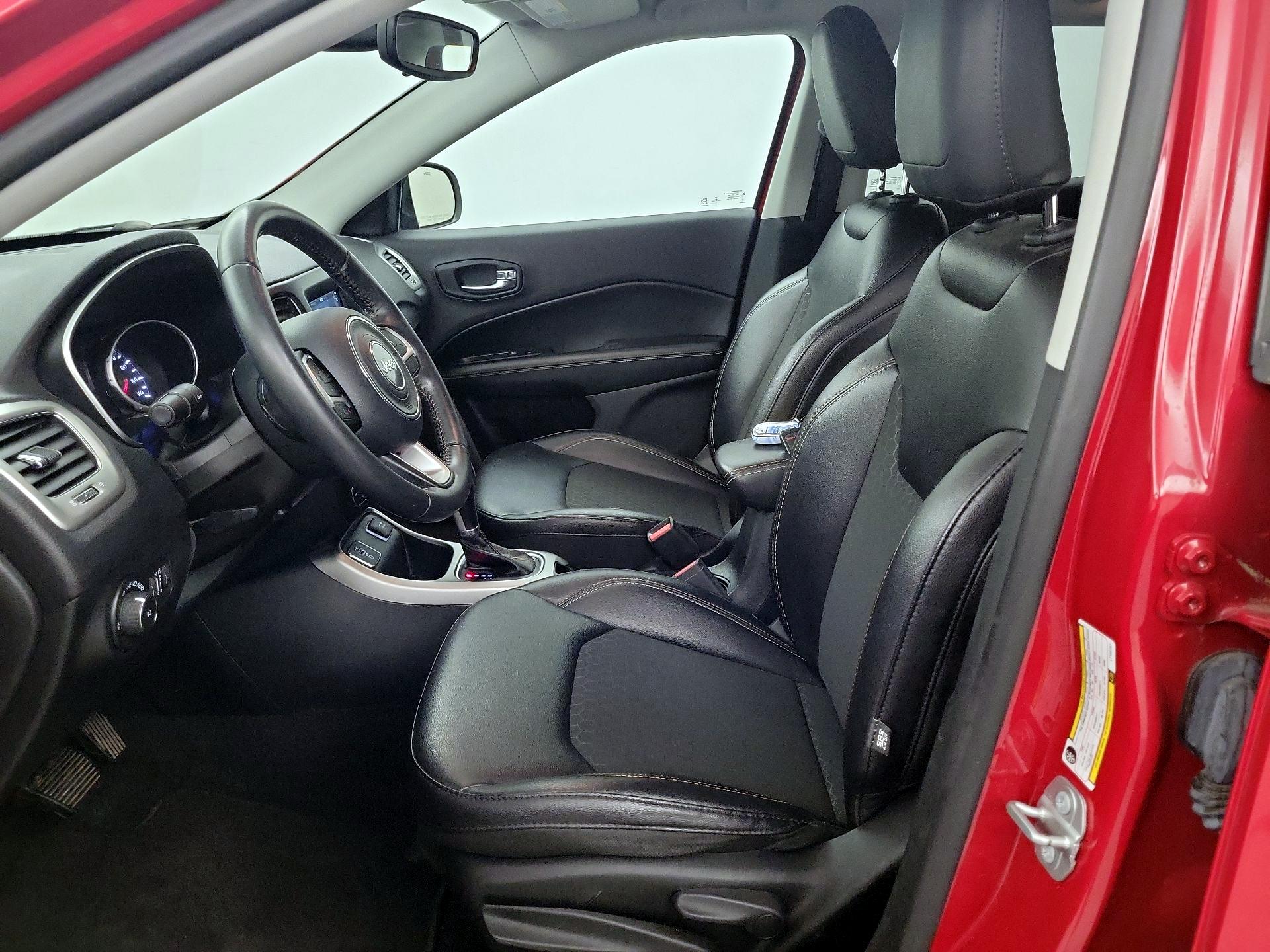 Thumbnail: 2020 Jeep Compass - 11