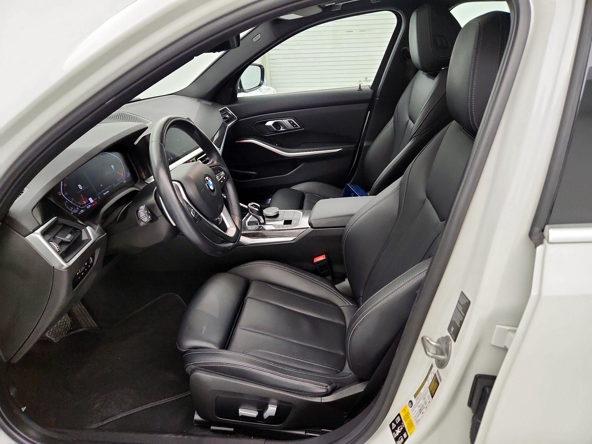 Thumbnail: 2022 BMW 3 Series - 11