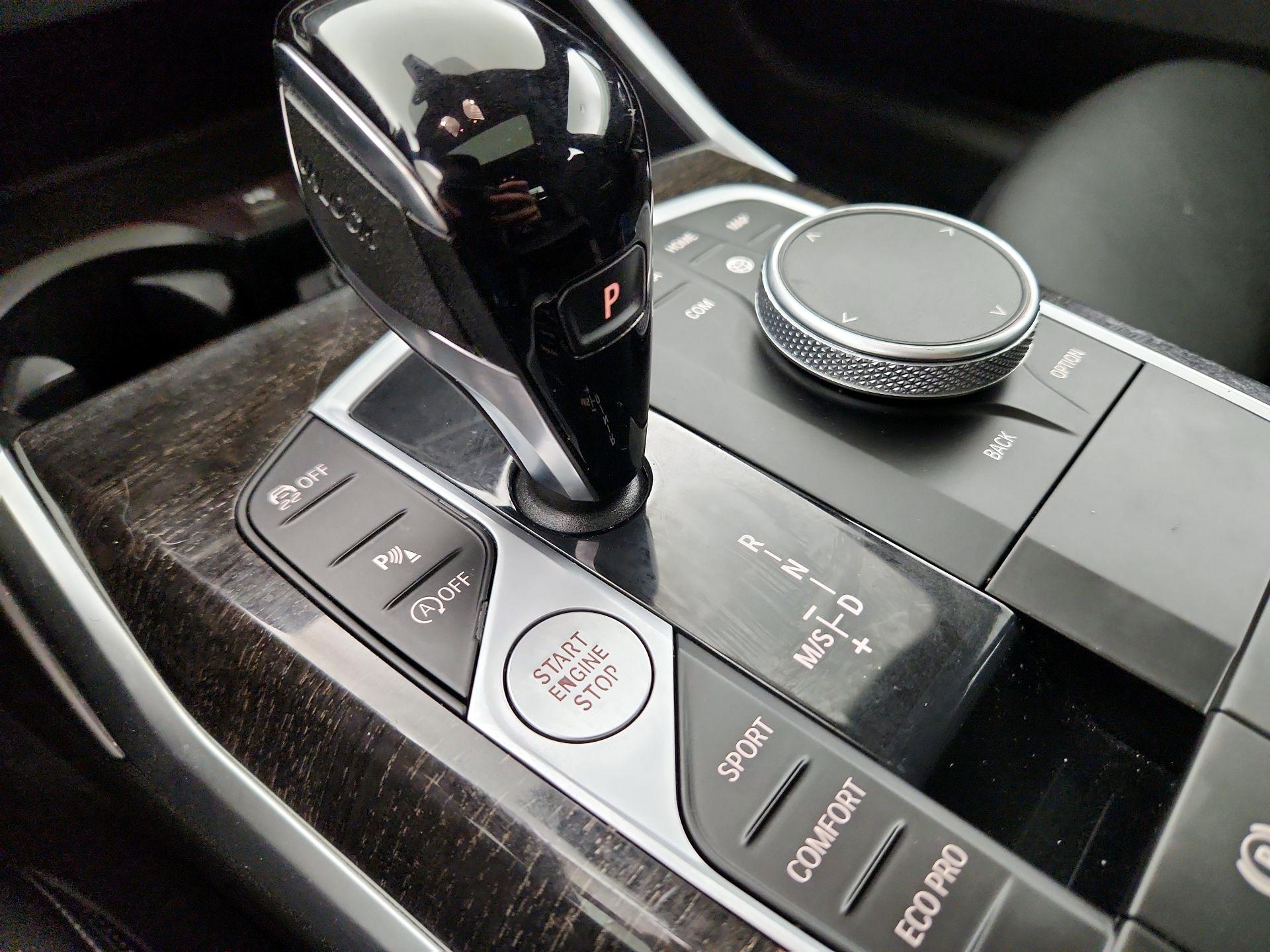 Thumbnail: 2022 BMW 3 Series - 18