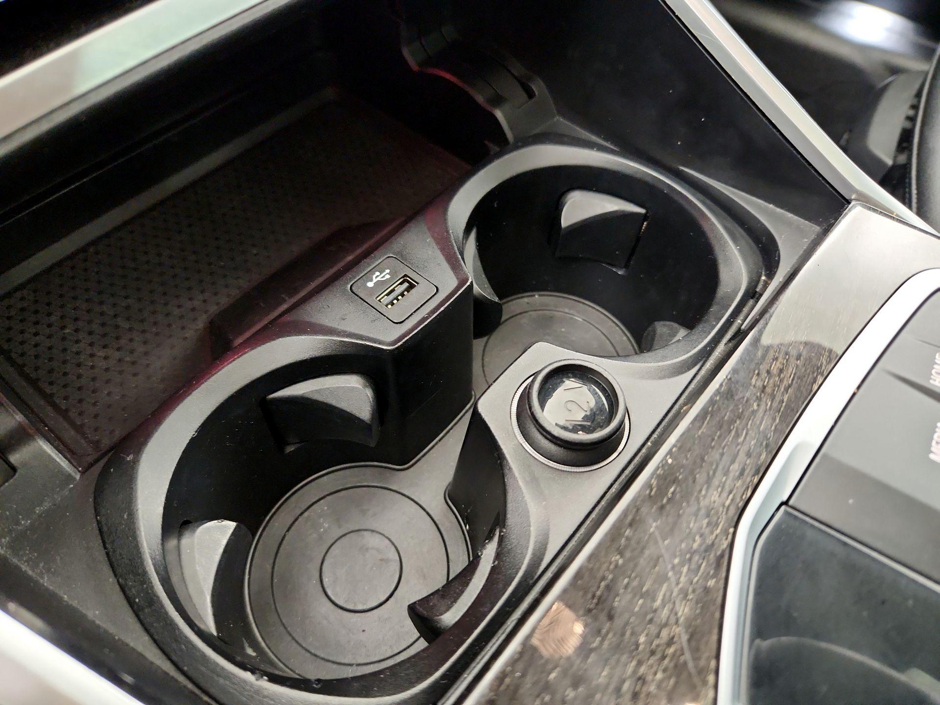 Thumbnail: 2022 BMW 3 Series - 19