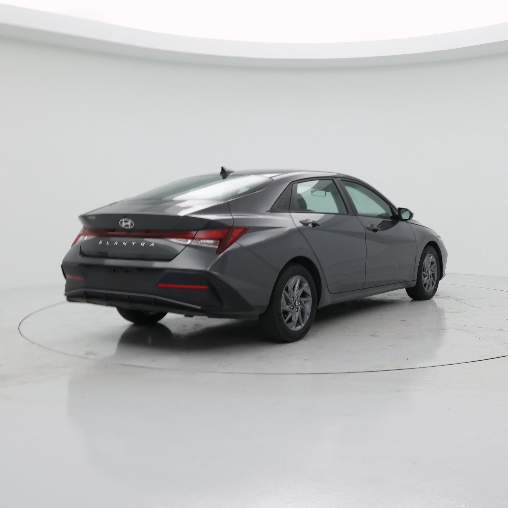 Thumbnail: 2024 Hyundai Elantra - 8