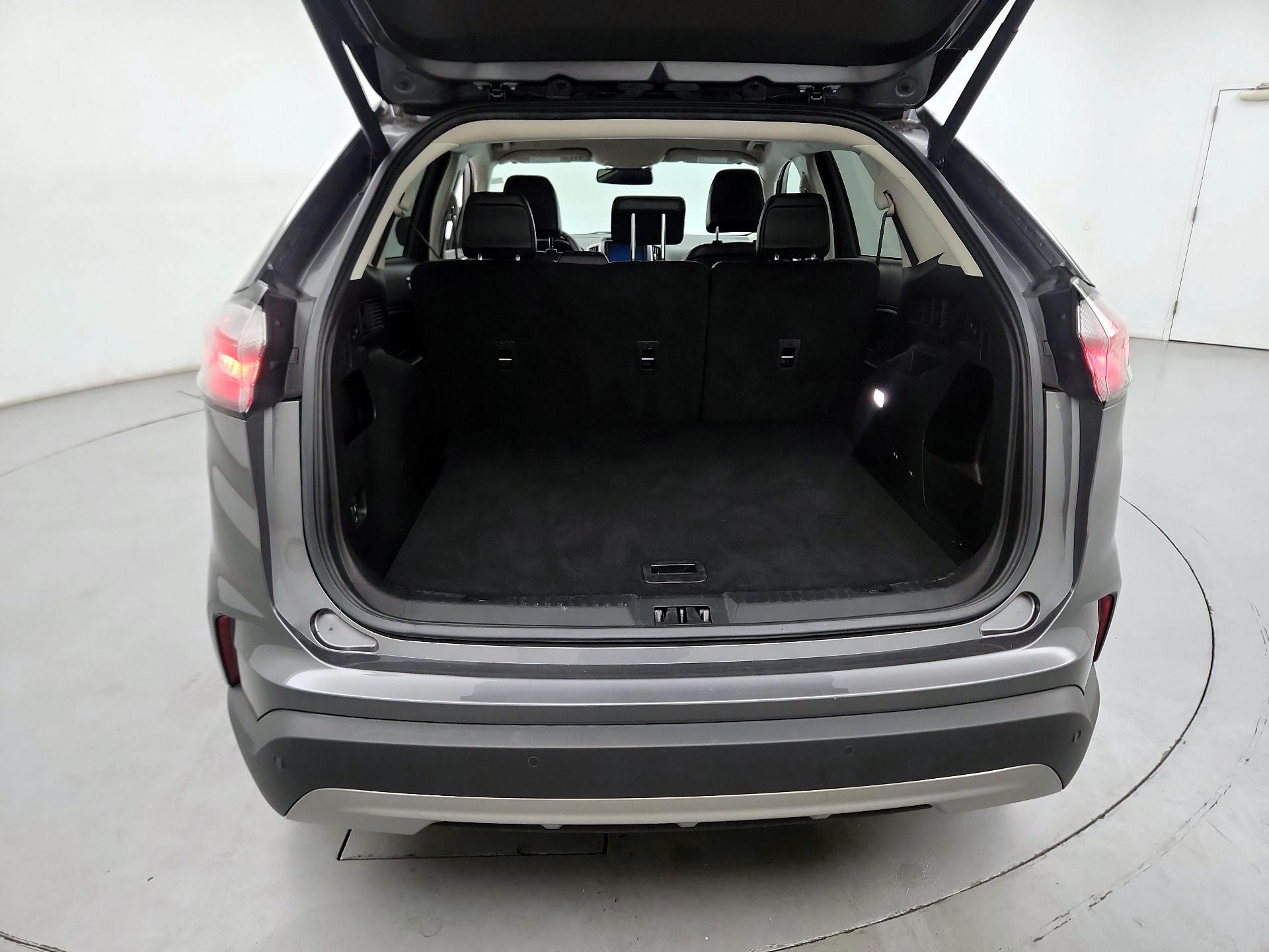 Thumbnail: 2023 Ford Edge - 19