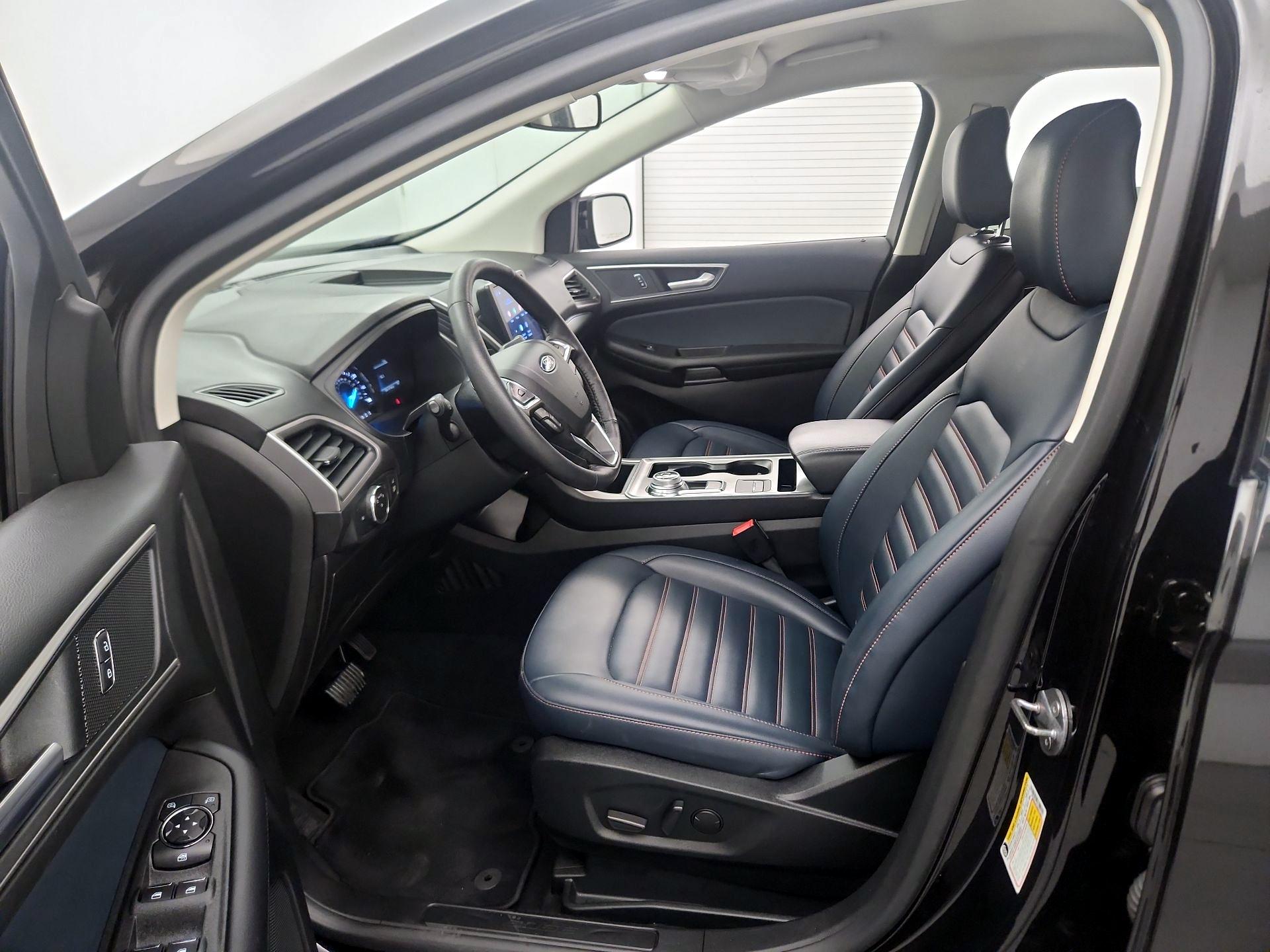 Thumbnail: 2022 Ford Edge - 11