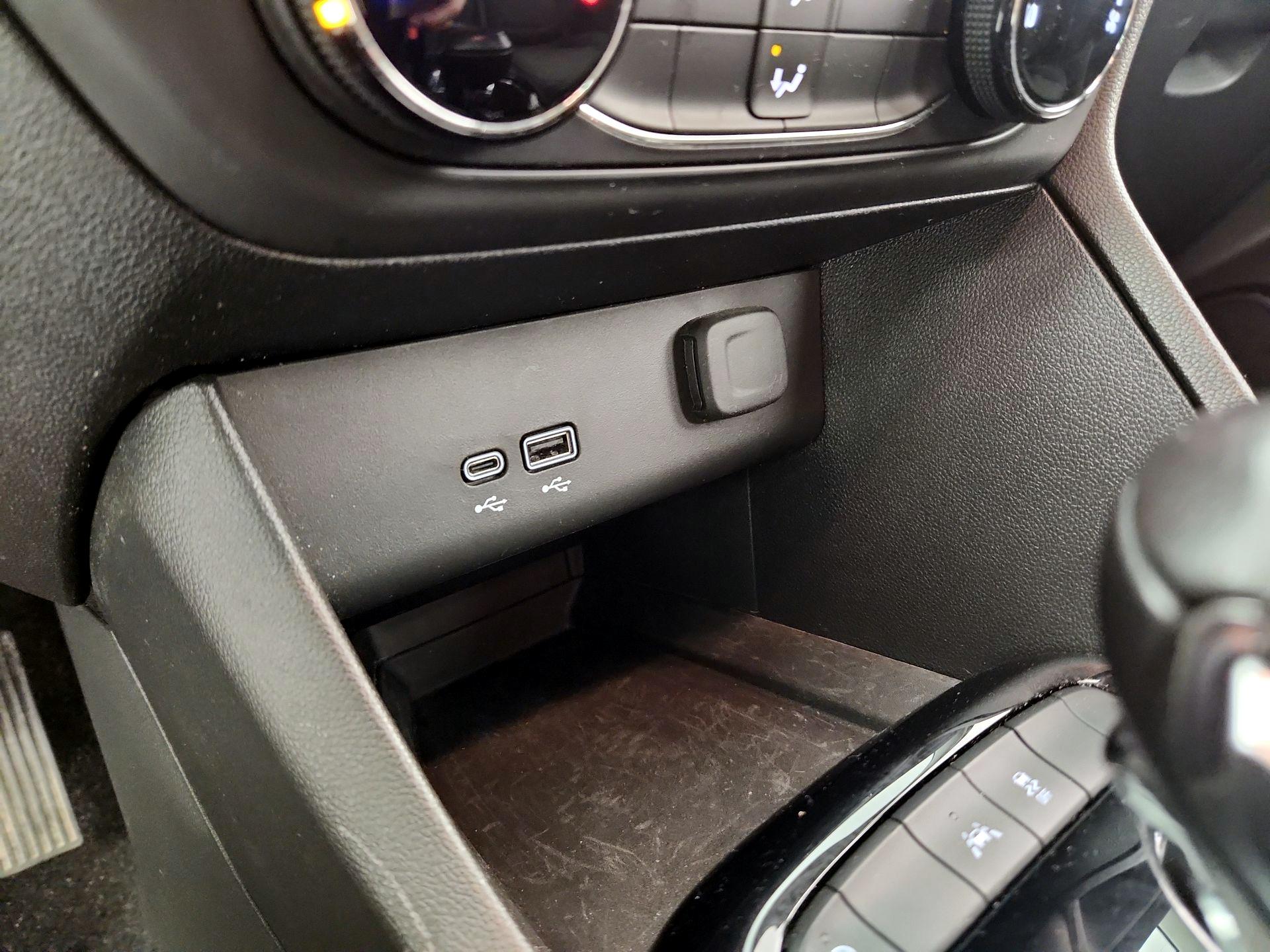 Thumbnail: 2024 Buick Encore GX - 18