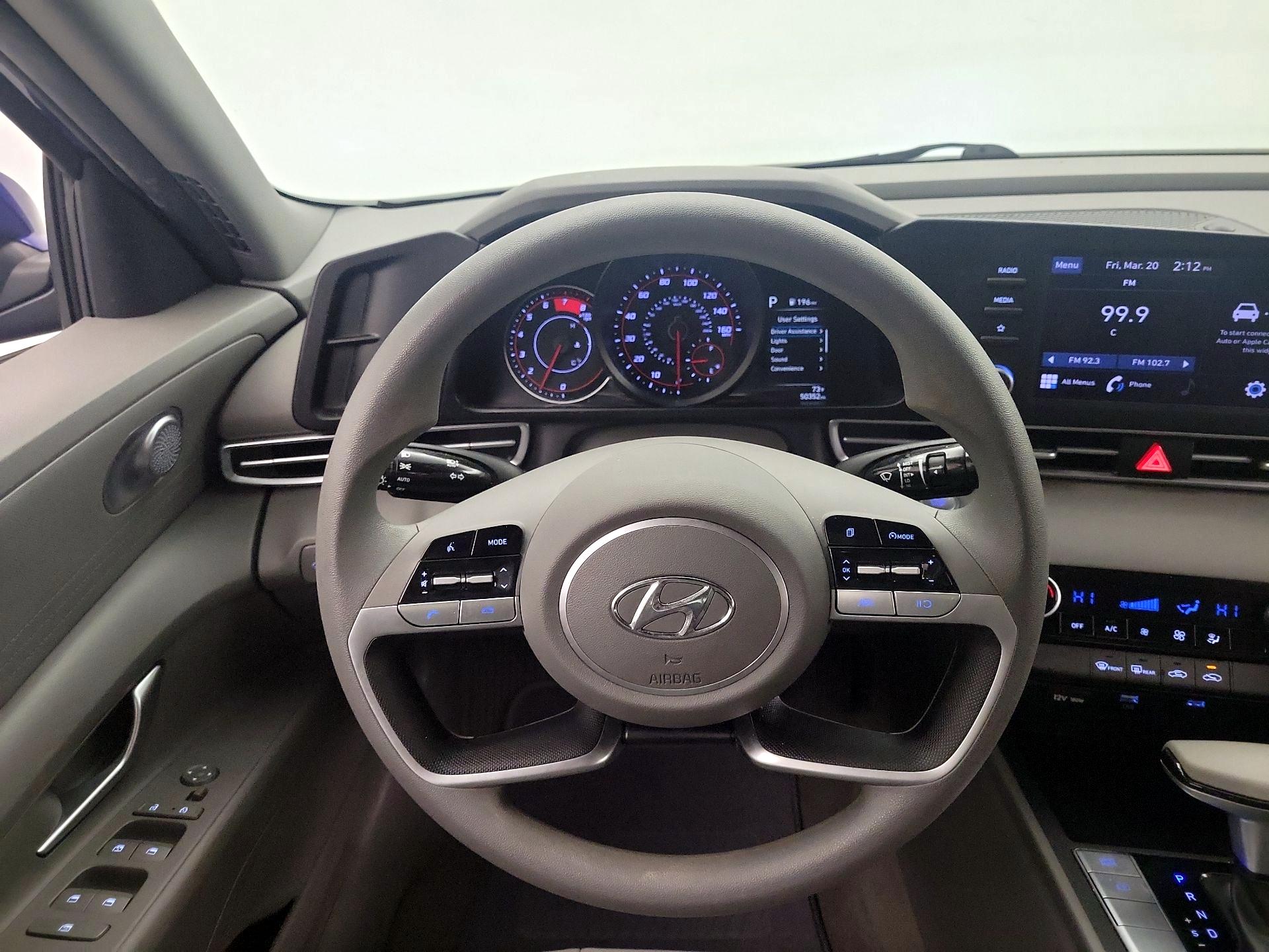 Thumbnail: 2023 Hyundai Elantra - 10