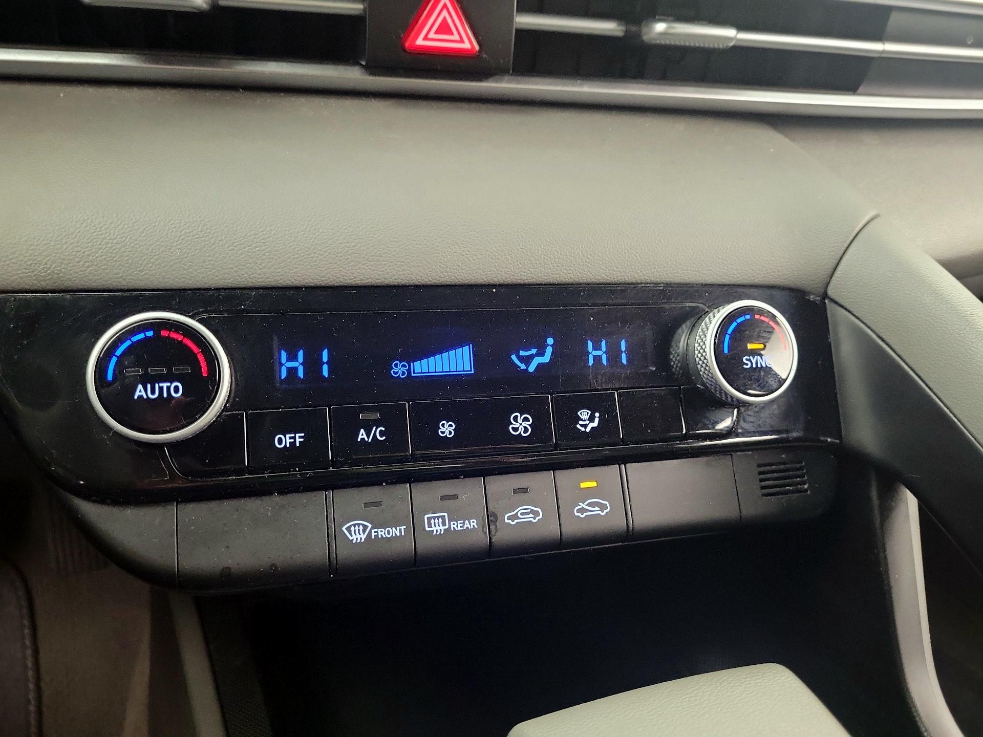 Thumbnail: 2023 Hyundai Elantra - 16