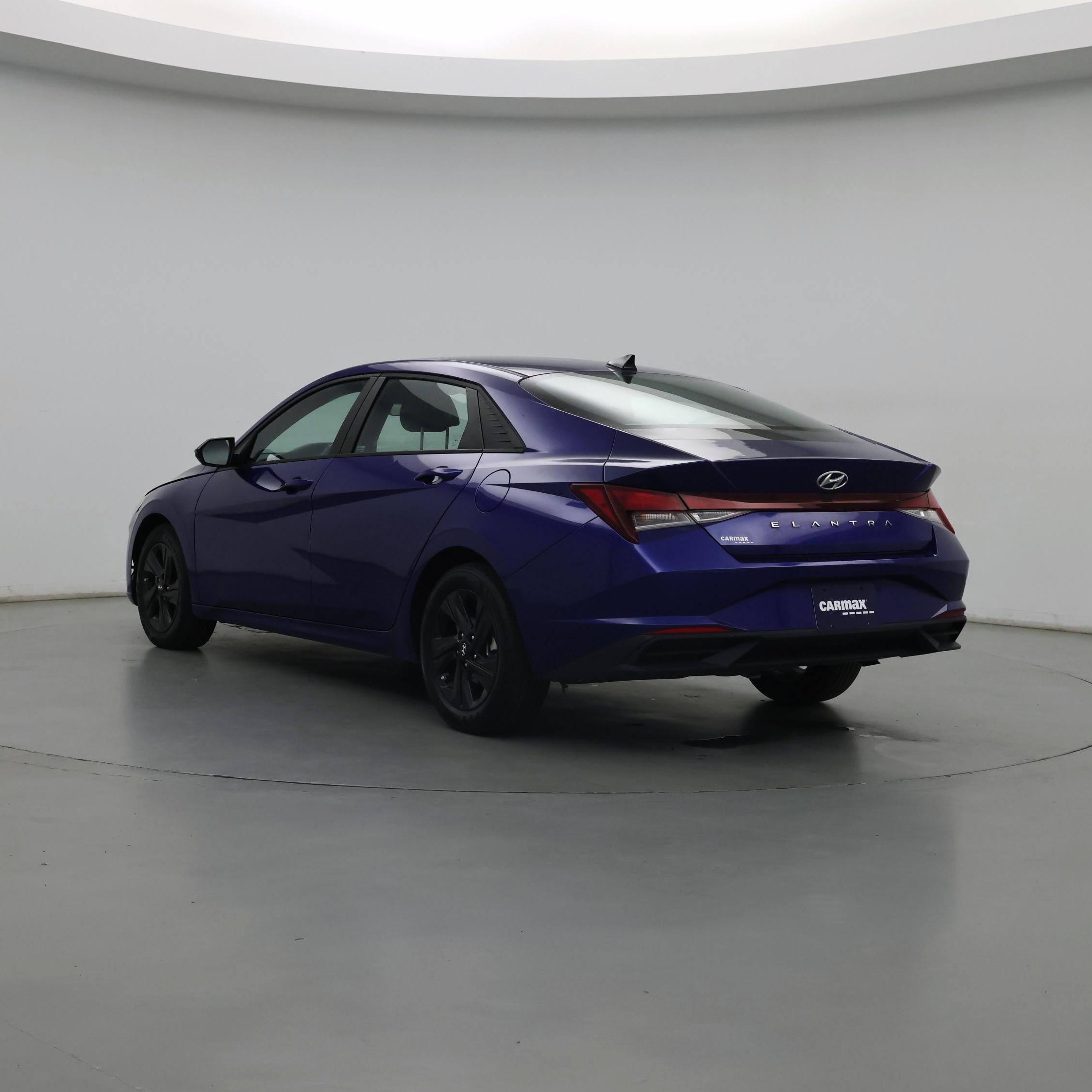 Thumbnail: 2023 Hyundai Elantra - 2