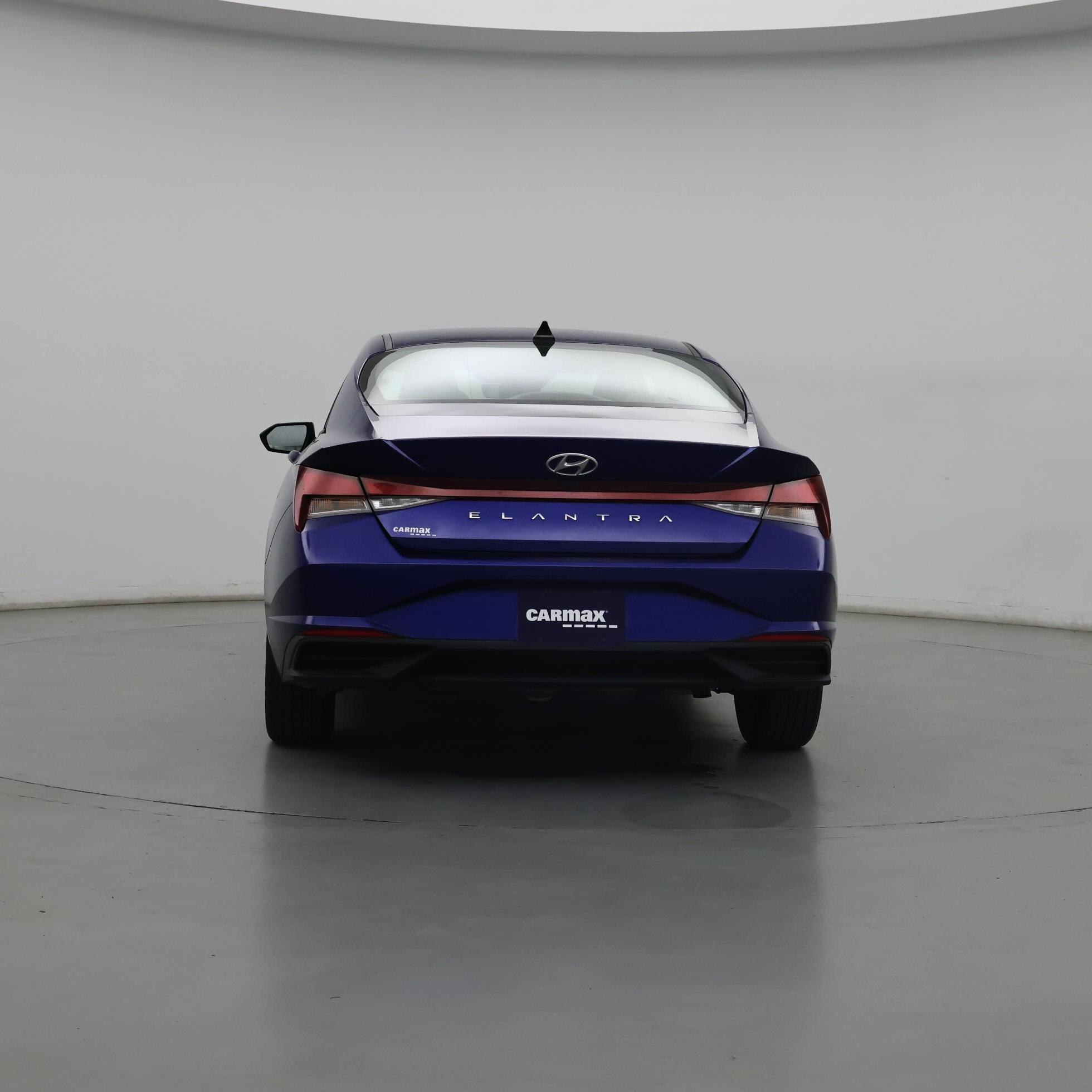 Thumbnail: 2023 Hyundai Elantra - 6