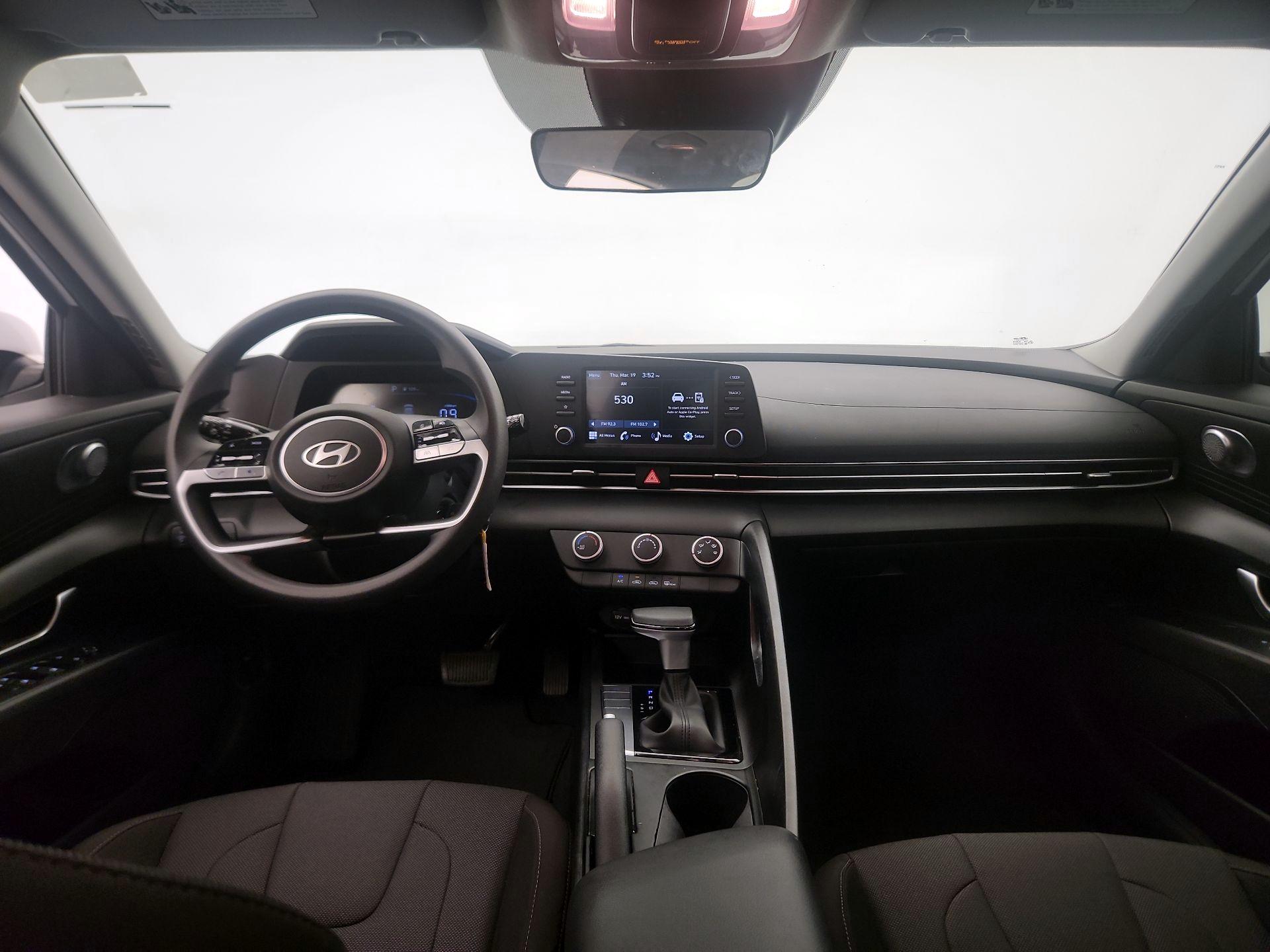 Thumbnail: 2025 Hyundai Elantra - 9