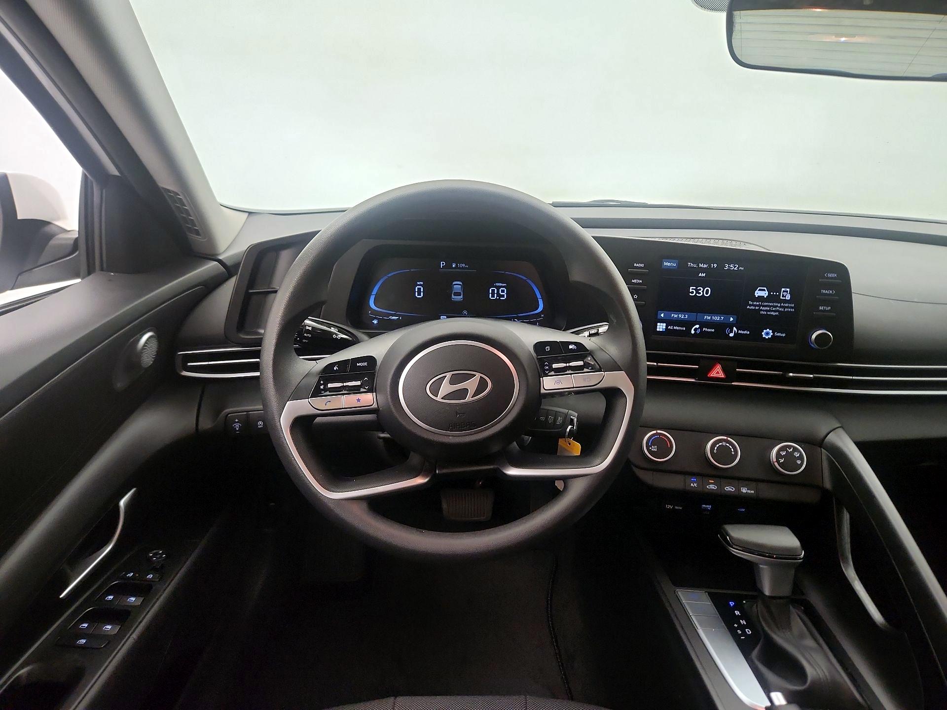 Thumbnail: 2025 Hyundai Elantra - 10