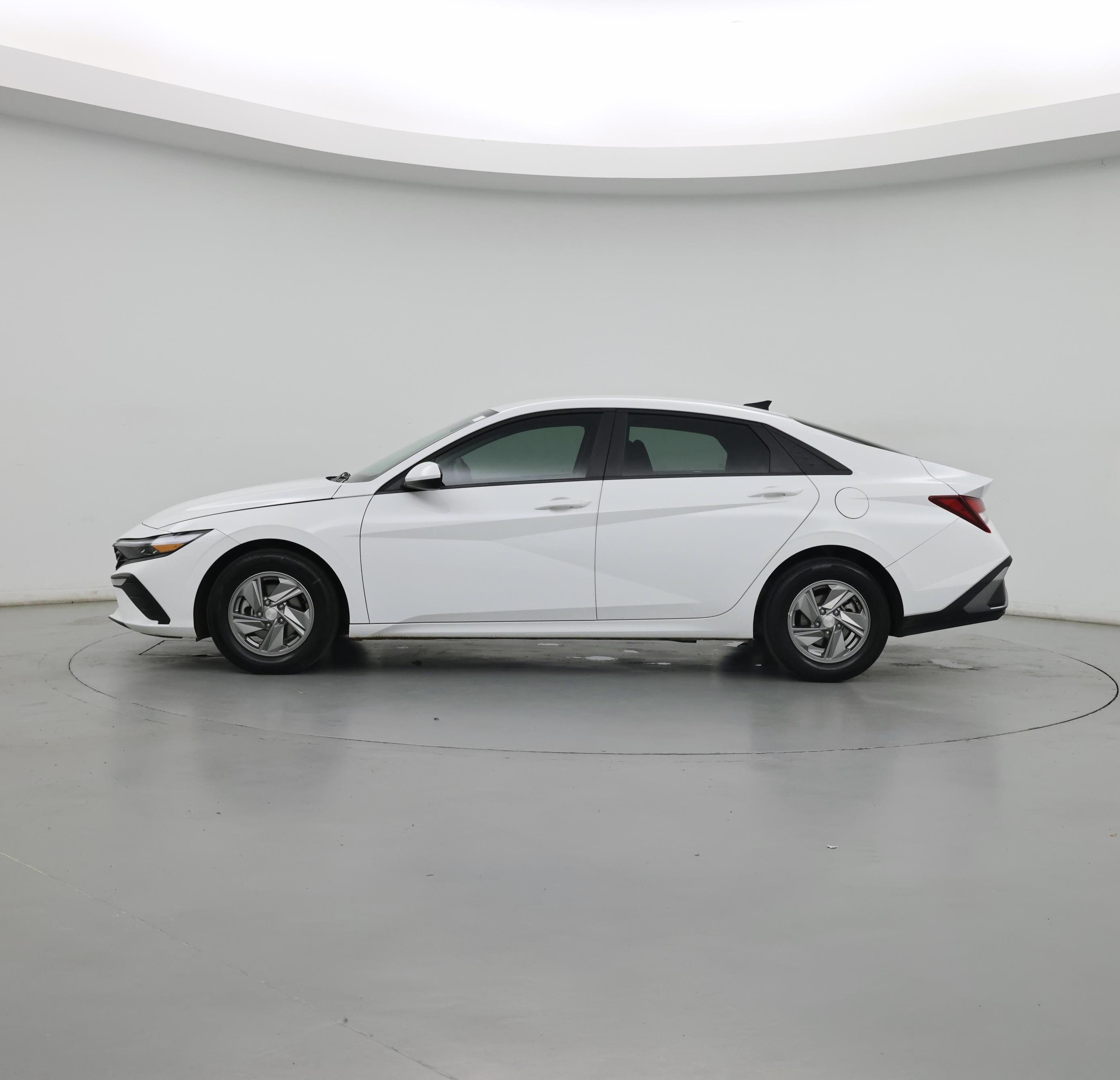 Thumbnail: 2025 Hyundai Elantra - 3