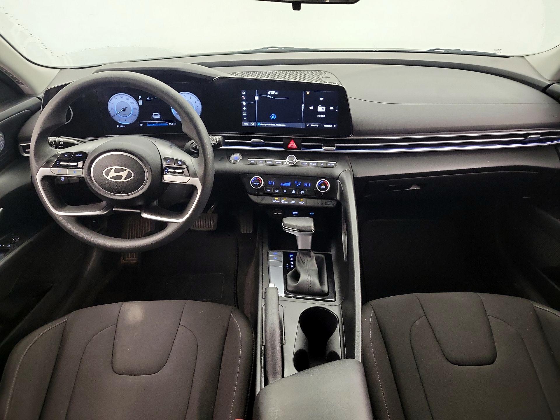 Thumbnail: 2024 Hyundai Elantra - 9