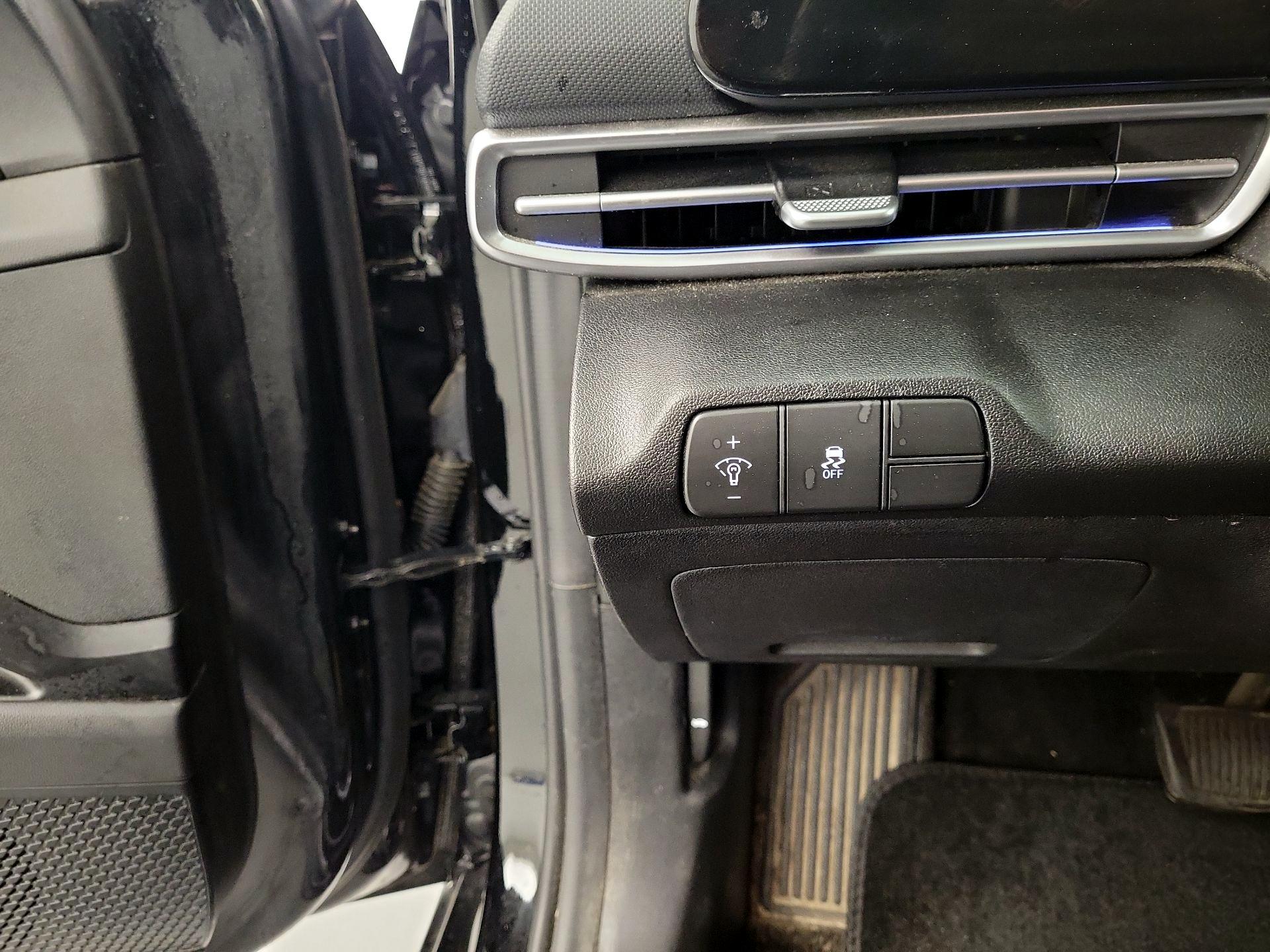 Thumbnail: 2024 Hyundai Elantra - 13