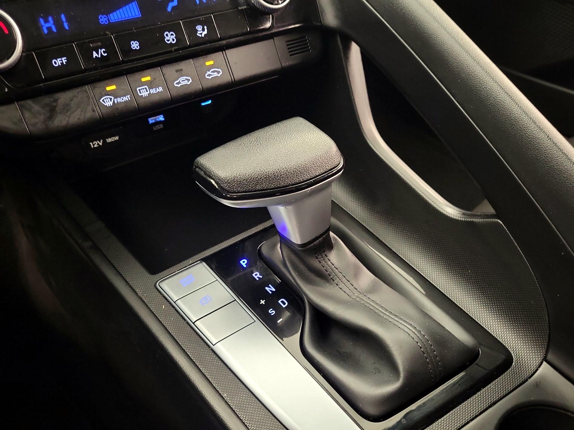 Thumbnail: 2024 Hyundai Elantra - 18