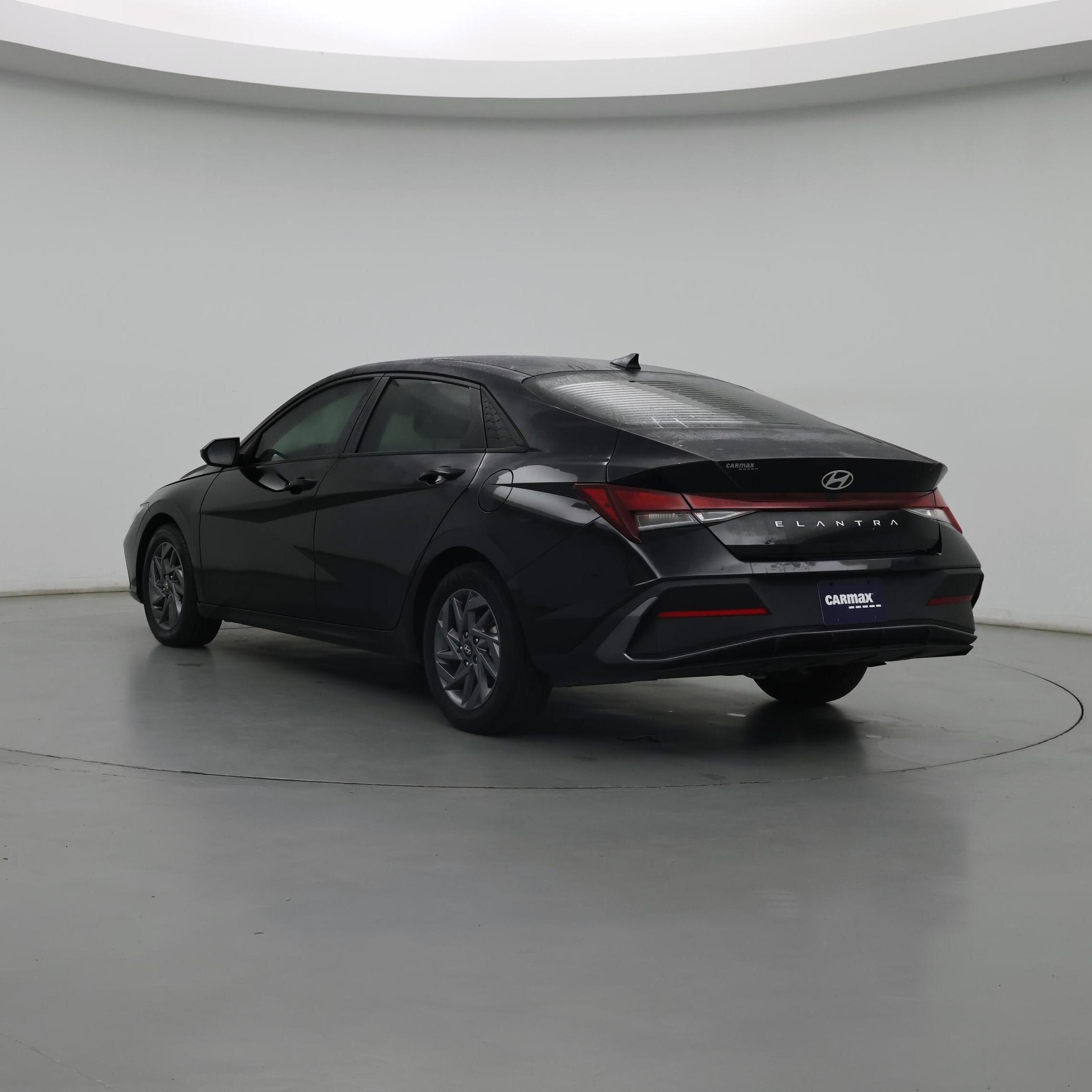 Thumbnail: 2024 Hyundai Elantra - 2