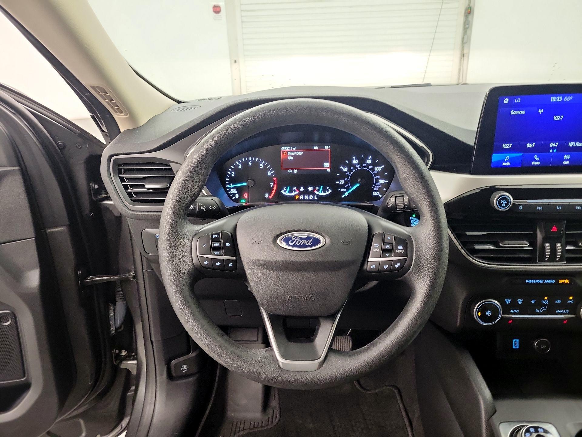 Thumbnail: 2020 Ford Escape - 10