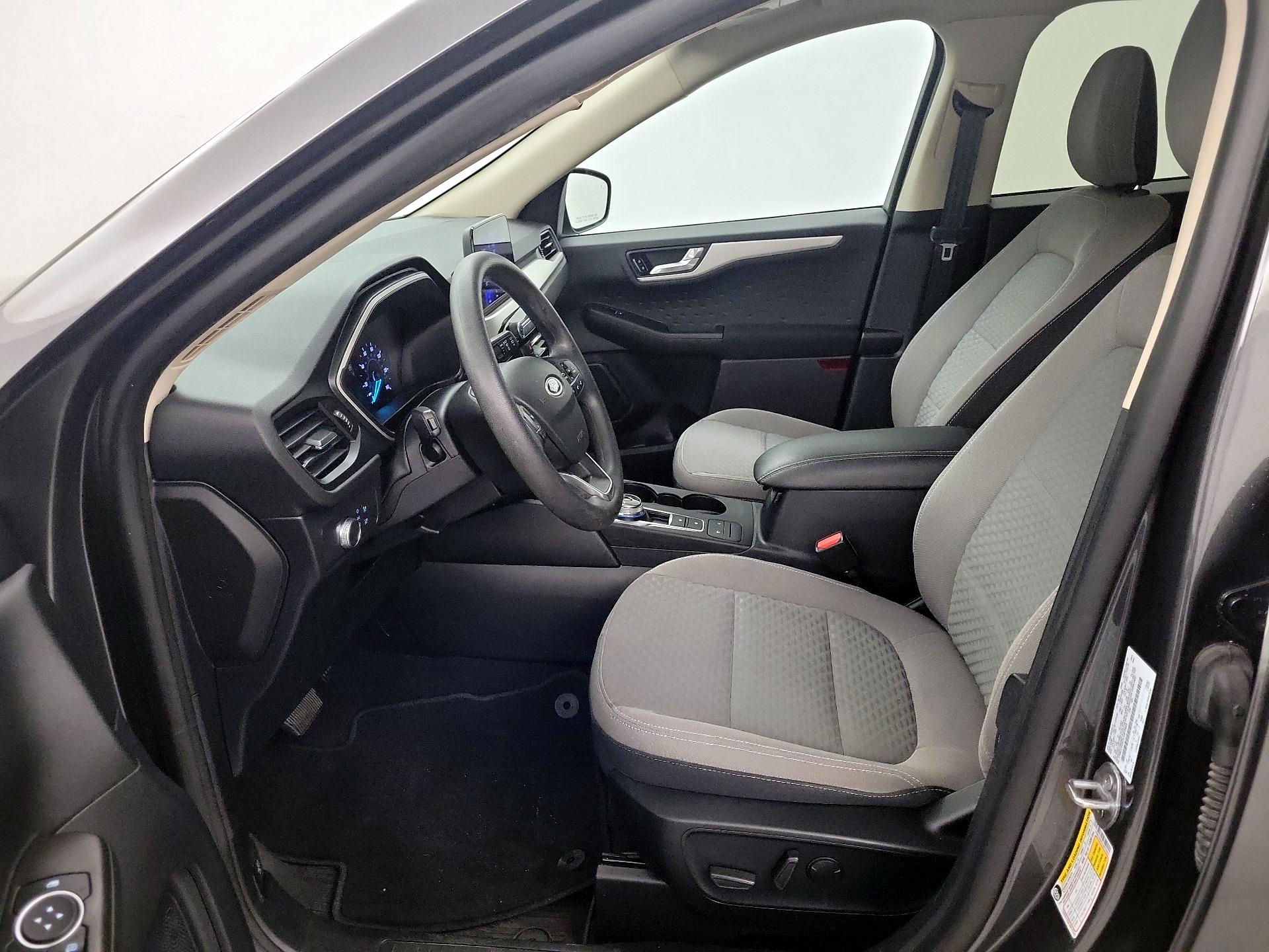 Thumbnail: 2020 Ford Escape - 11