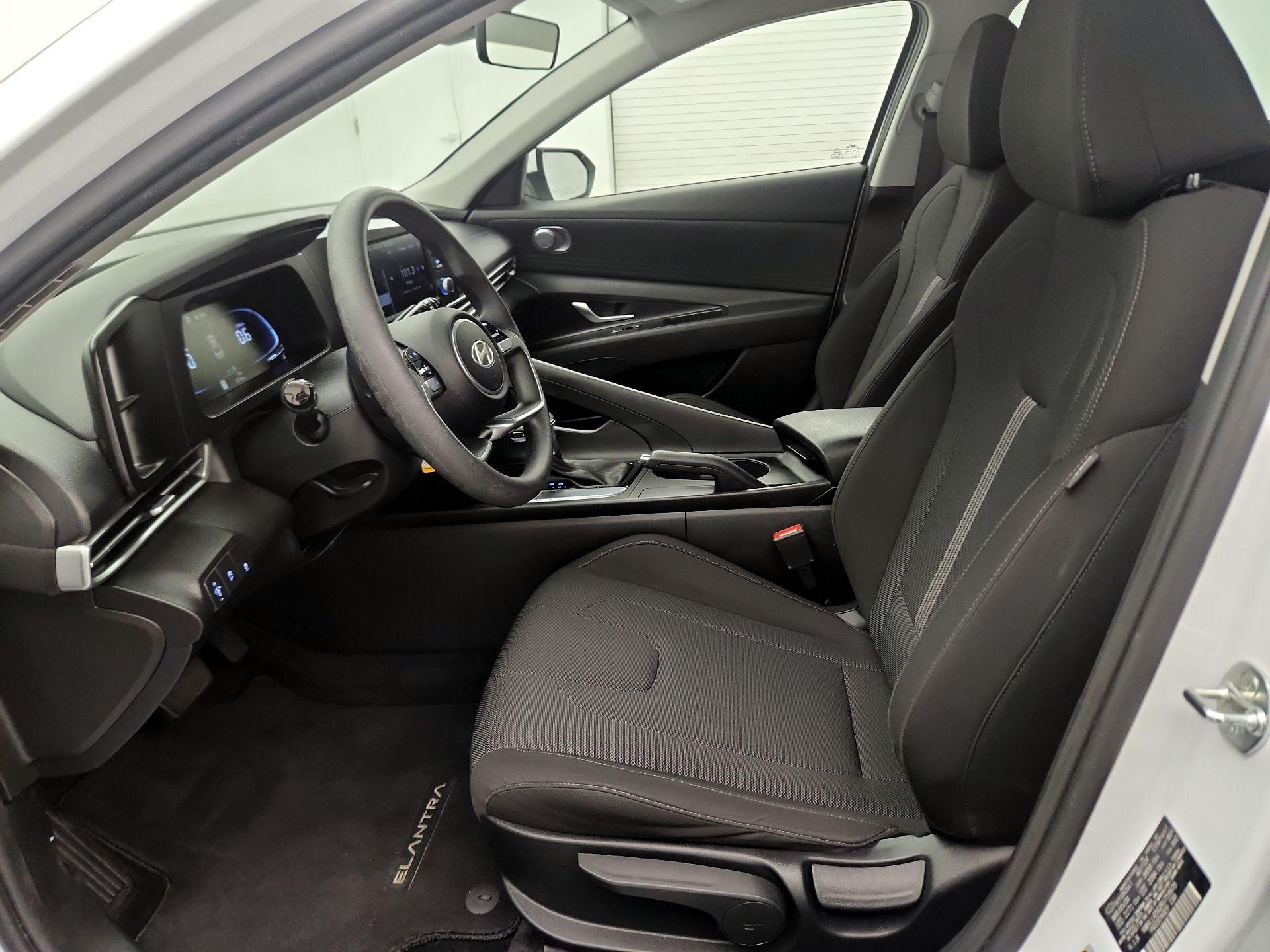 Thumbnail: 2024 Hyundai Elantra - 11