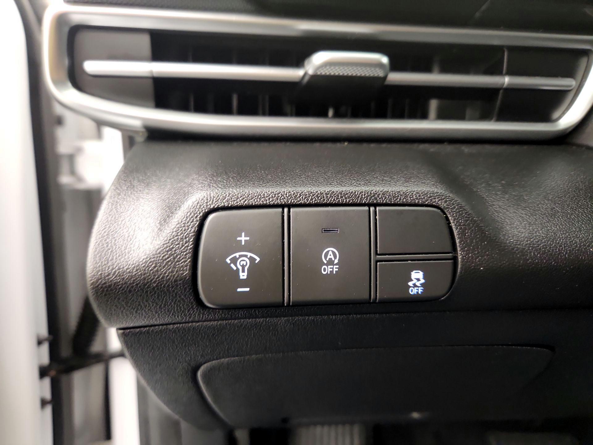 Thumbnail: 2024 Hyundai Elantra - 13