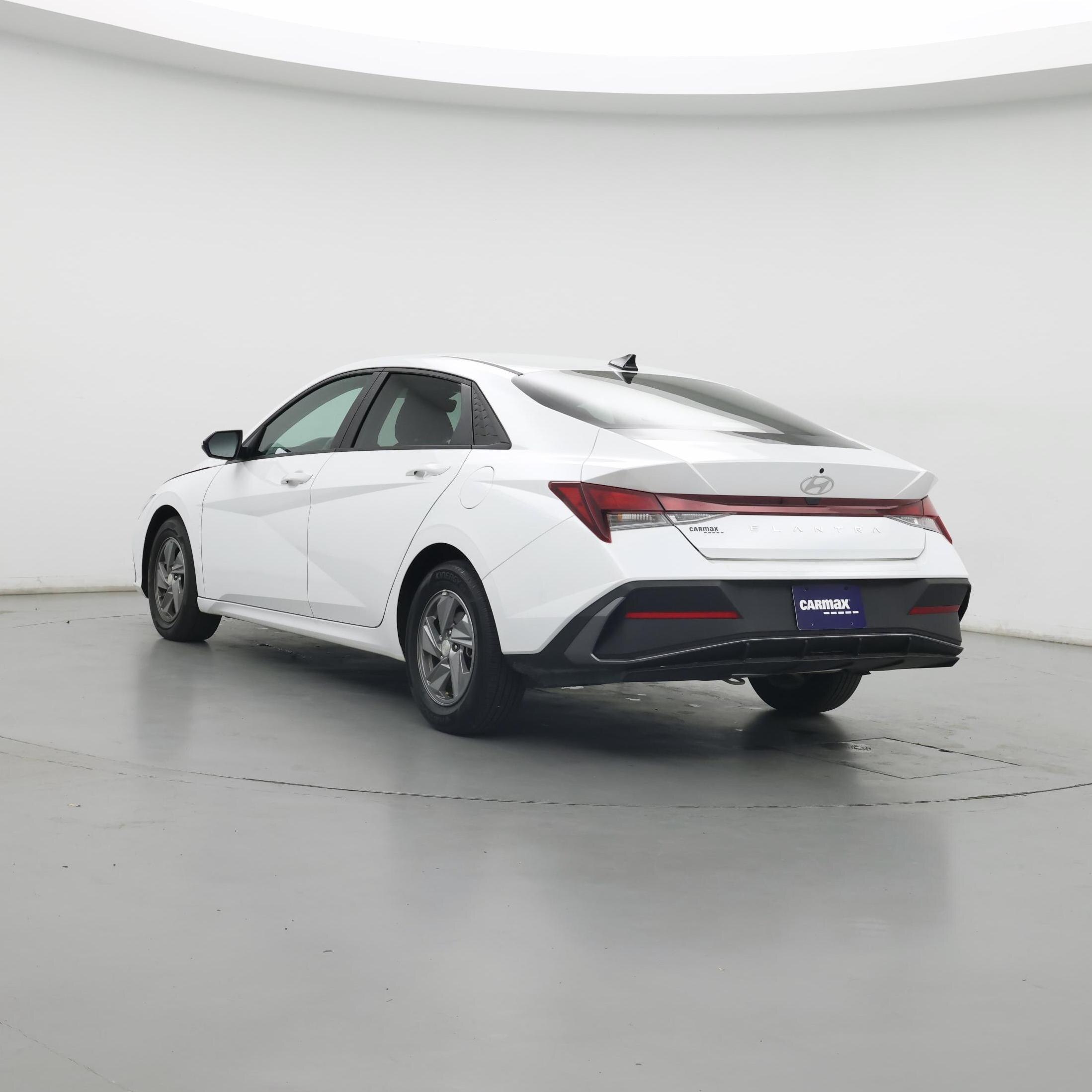 Thumbnail: 2024 Hyundai Elantra - 2