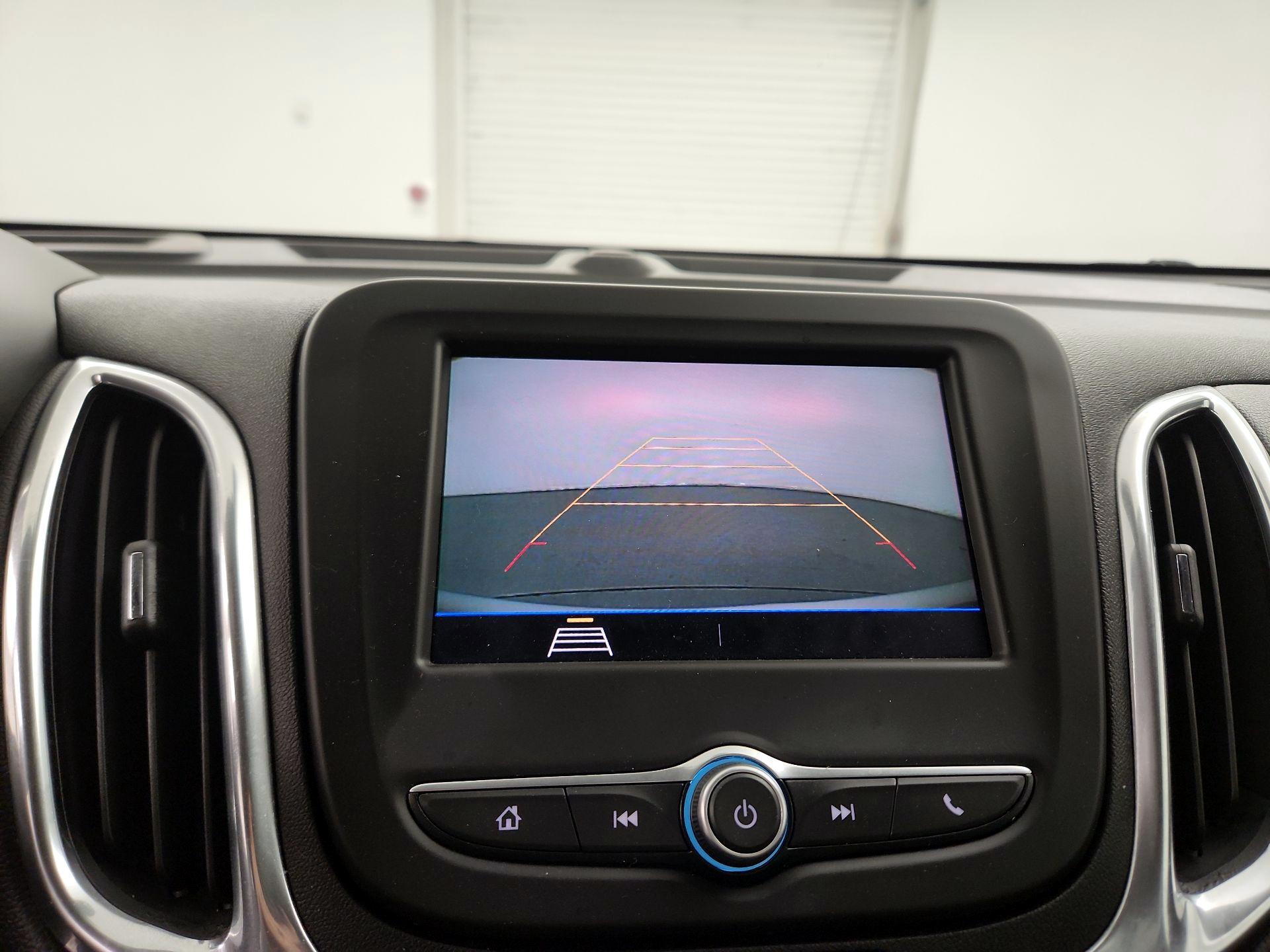 Thumbnail: 2020 Chevrolet Equinox - 15