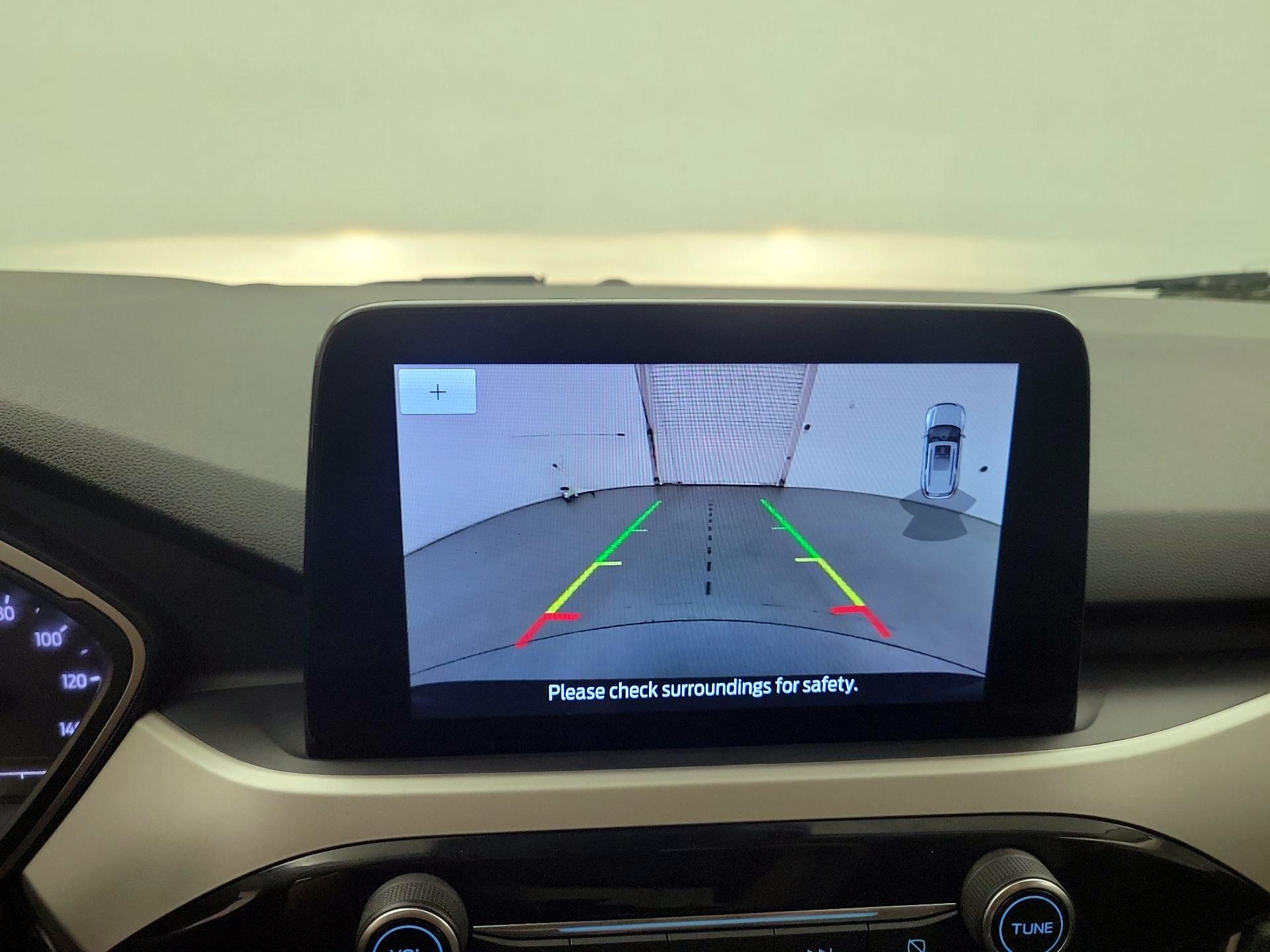 Thumbnail: 2022 Ford Escape - 14