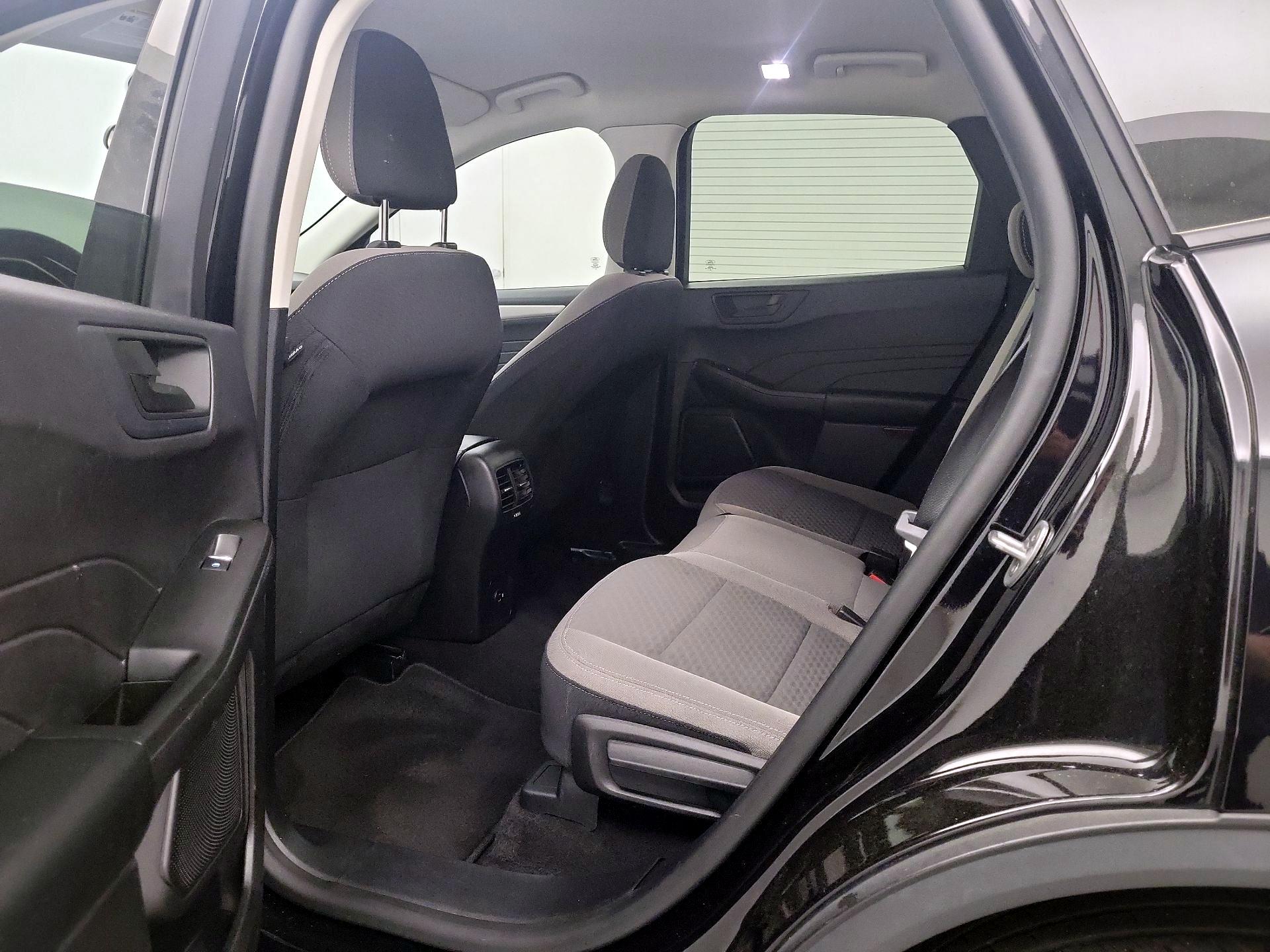 Thumbnail: 2022 Ford Escape - 19