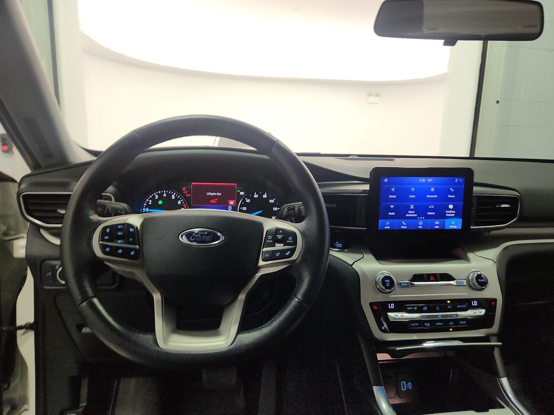 Thumbnail: 2021 Ford Explorer - 10