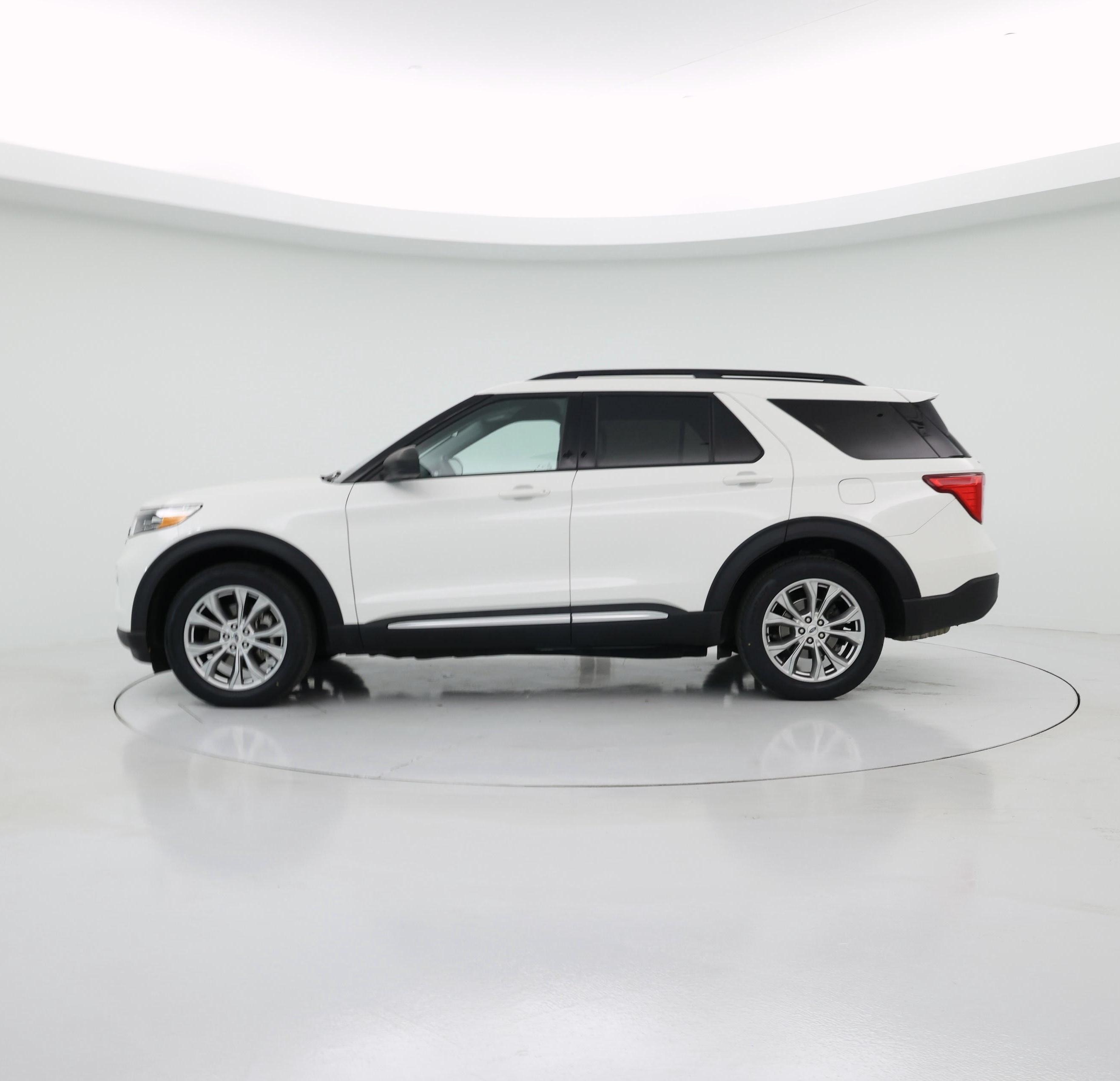 Thumbnail: 2021 Ford Explorer - 3
